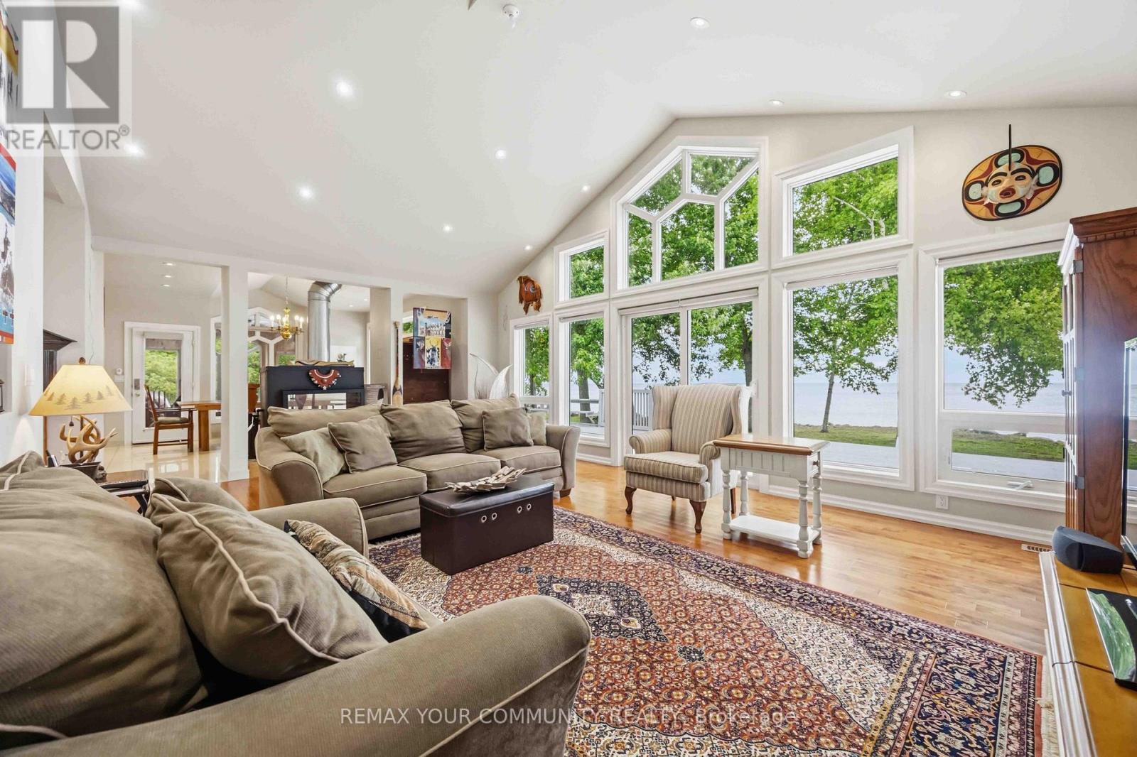1699 Chief Joseph Snake Road Georgina Islands Ontario Canada Sale residential TATIANA ROLINSKY Re/Max YOUR COMMUNITY REALTY
