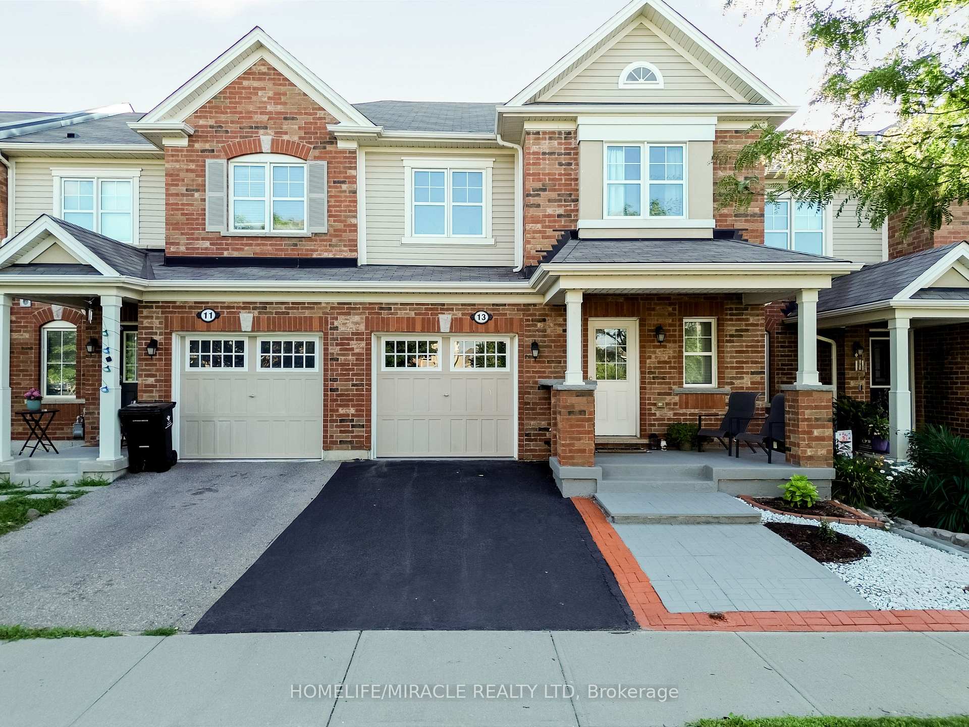 13 Arbourview Crescent Kitchener Ontario Canada Sale residential Johny Thomas HomeLife/Miracle Realty Ltd., Brokerage*
