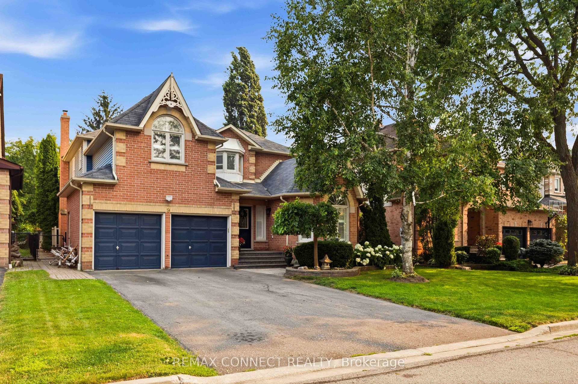 9 Nettle's Court Whitby Ontario Canada Sale residential Steven Ferreira Remax Your Community Realty