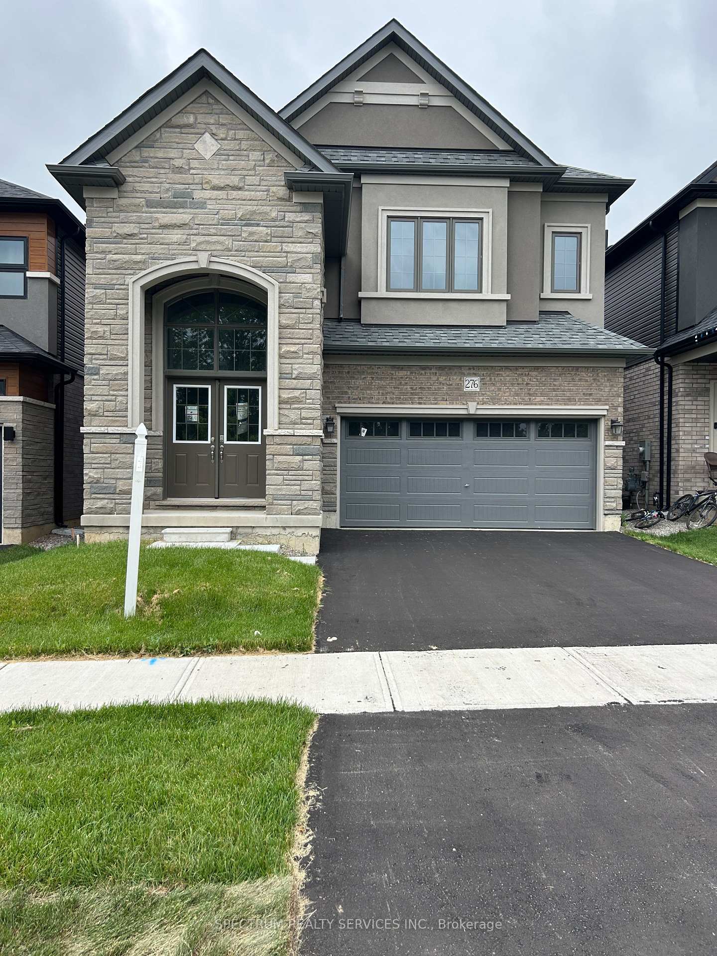276 Pottruff Road Brantford Ontario Canada Sale residential Lazlo Vavrovics Spectrum Realty Services Inc., Brokerage *