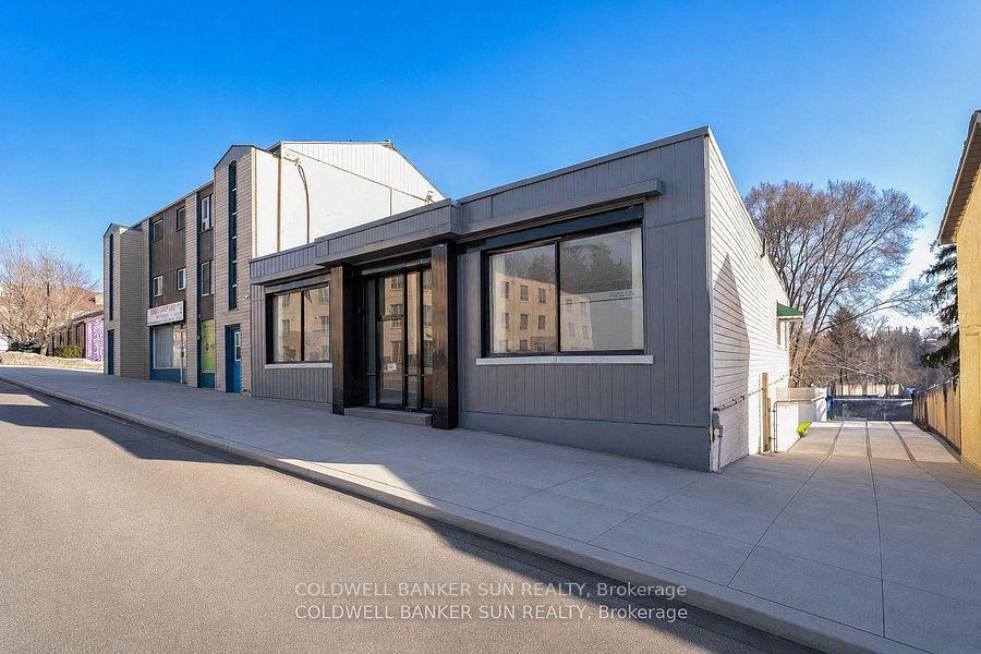 290 Dundas Street Woodstock Ontario Canada Sale commercial Sukhvir Sondh Coldwell Banker Sun Realty, Brokerage*