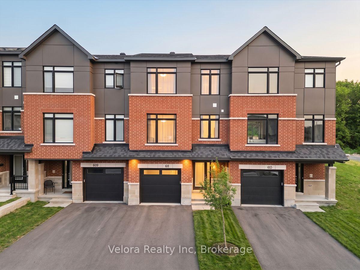 611 Knotridge Street Ottawa Ontario Canada Sale residential Mo Sleiman Coldwell Banker Sarazen Realty, Brokerage*