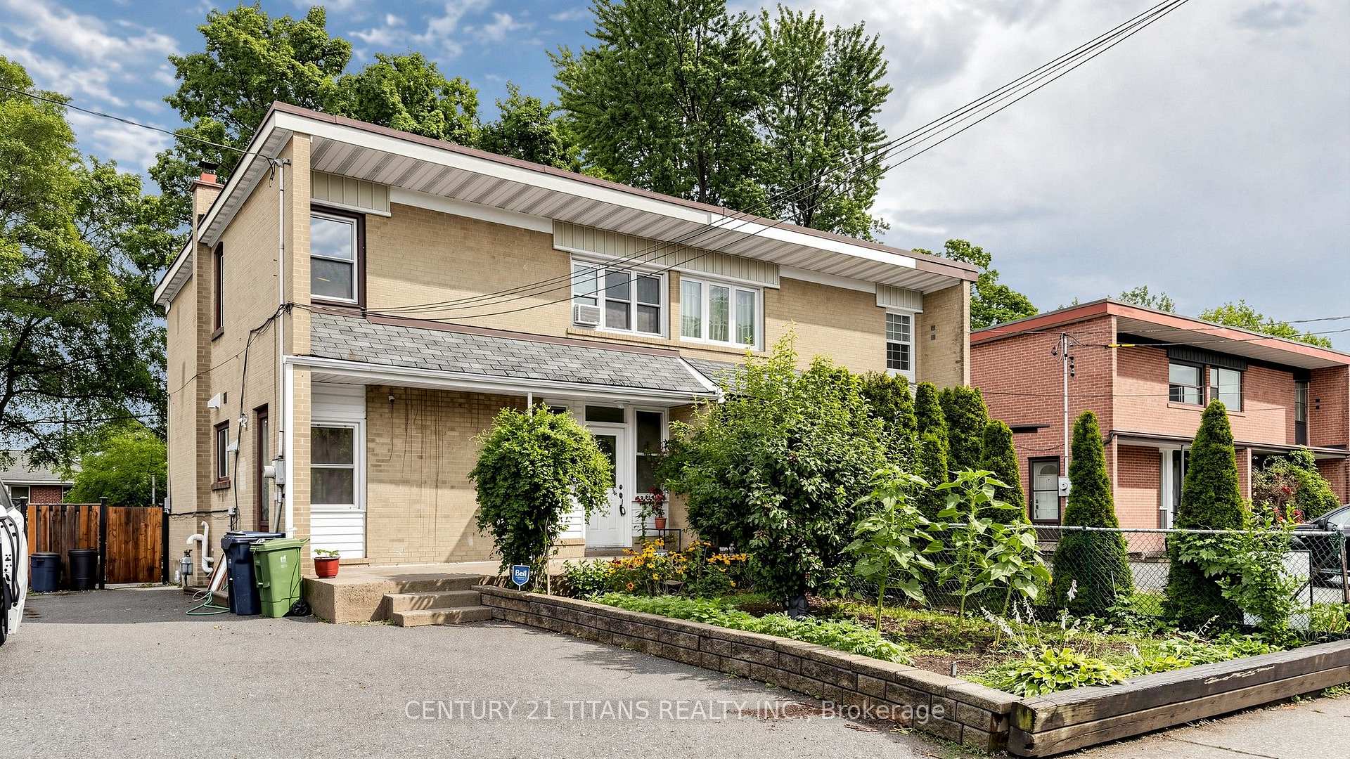 529A Birchmount Road Toronto Ontario Canada Sale residential Sudharshan Muthu, CPA, CGA Century 21 Titans Realty Inc., Brokerage *