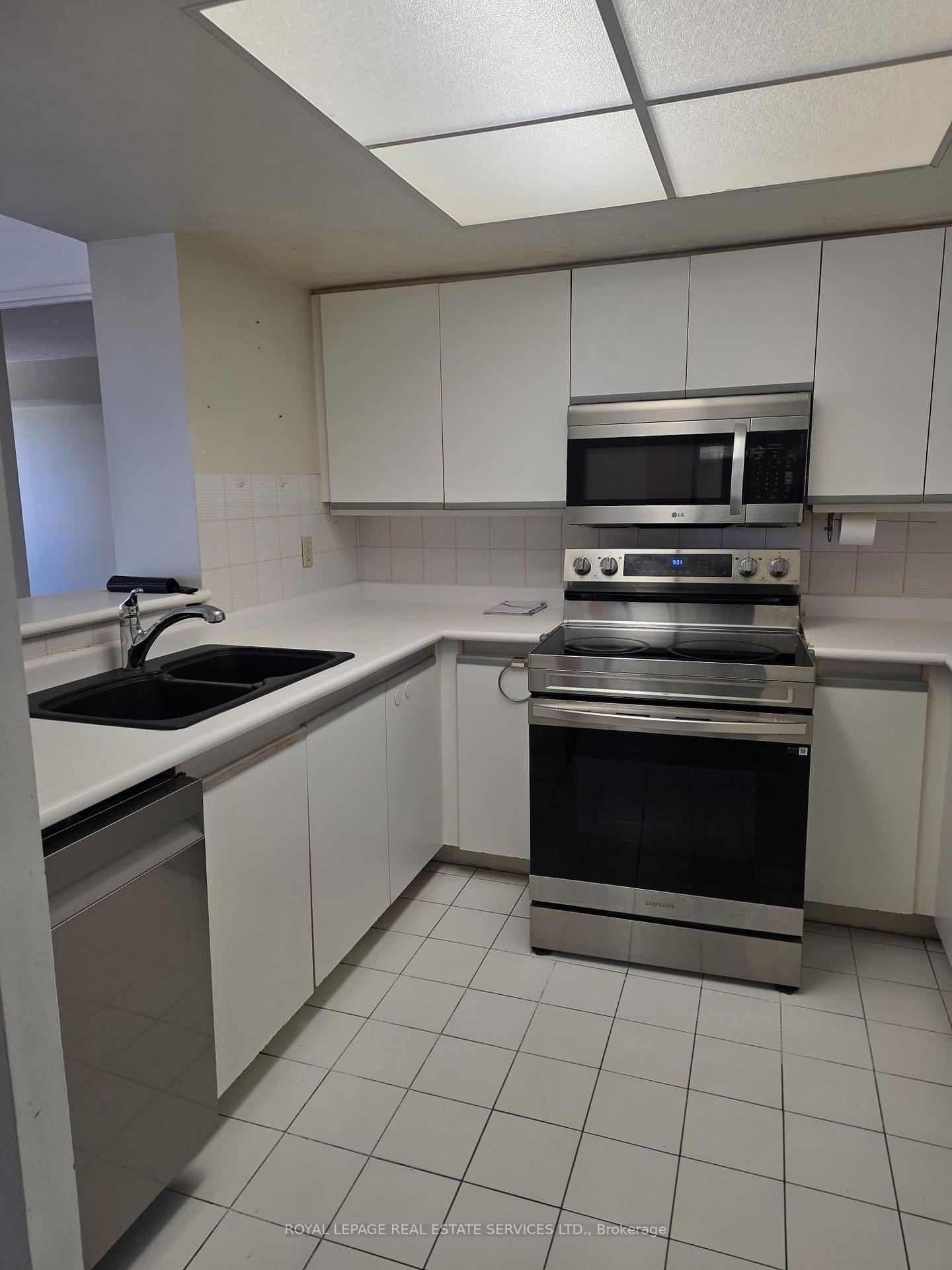 708 - 335 Webb Drive Mississauga Ontario Canada Sale residential Elena Vankevich Brokerage Information: Not available, please contact website owner