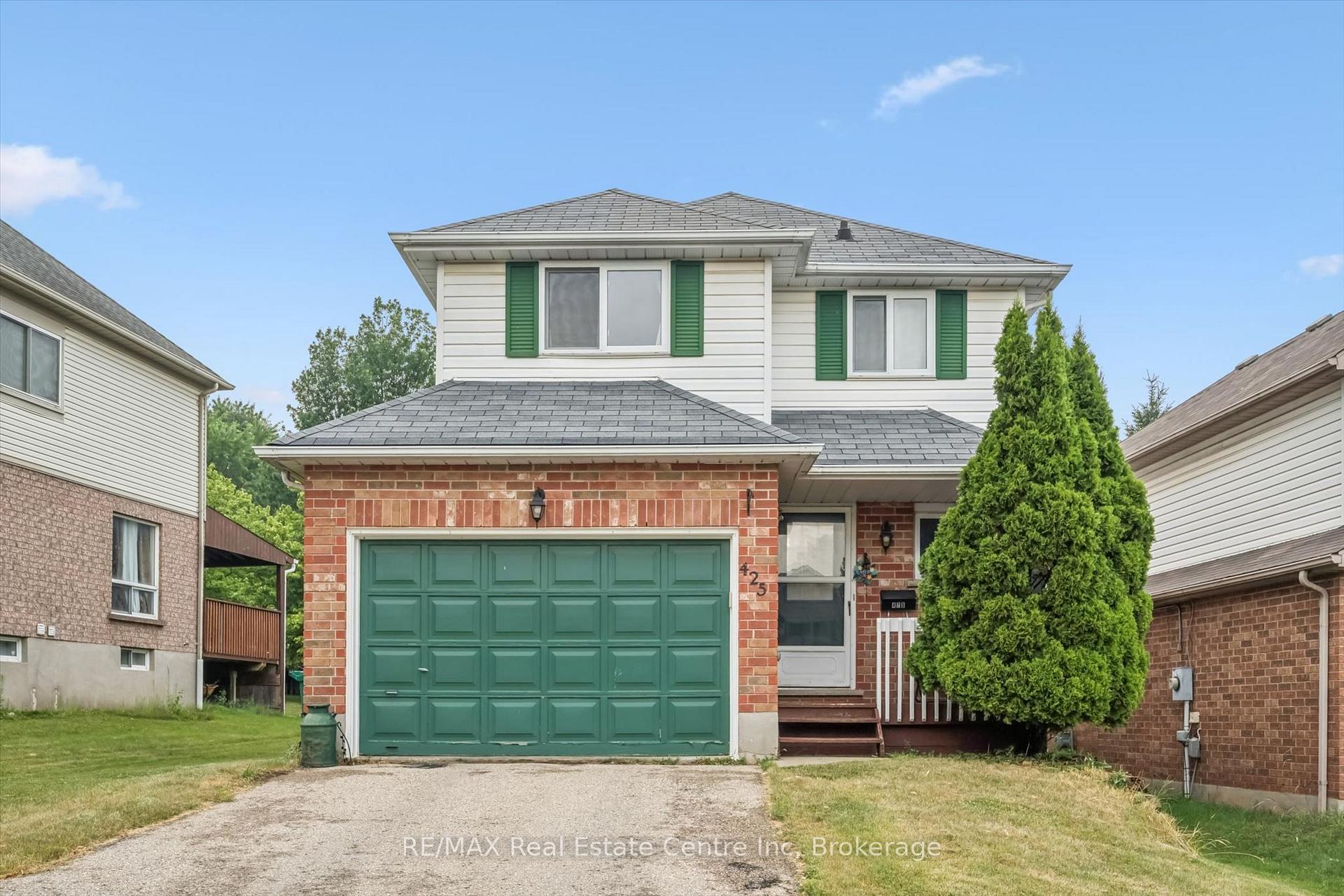 425 Exmoor Street Waterloo Ontario Canada Sale residential Eva Munch RE/MAX Twin City Realty Inc., Brokerage*