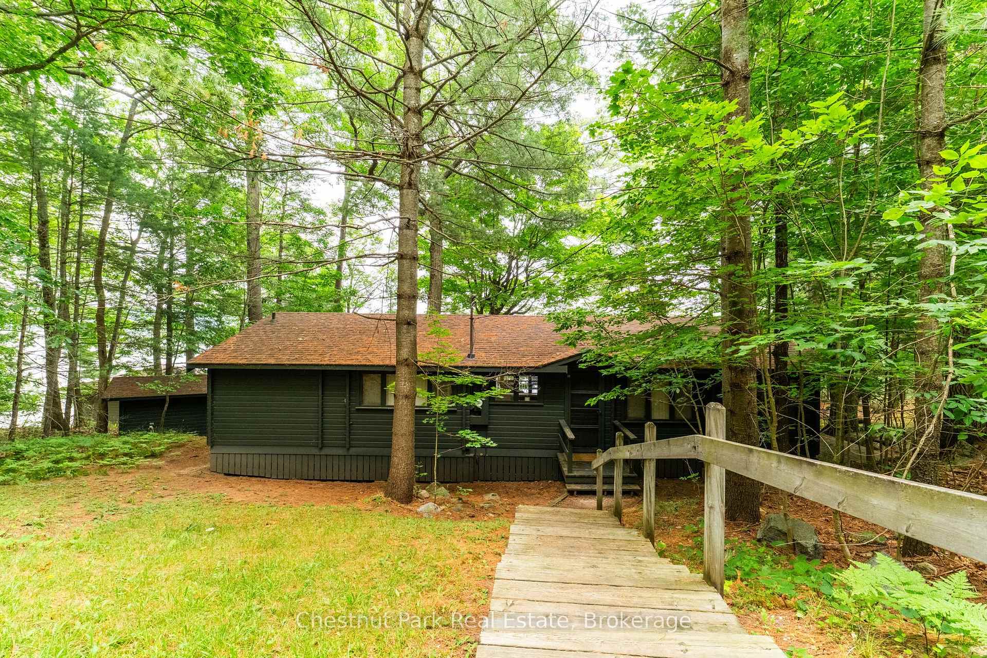 3 Bedroom Single Family Home/House's Image 8