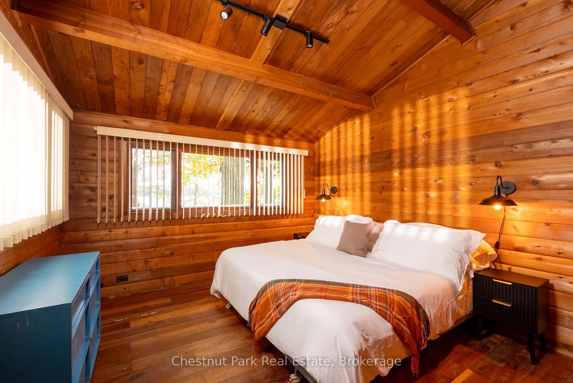 3 Bedroom Single Family Home/House's Image 14
