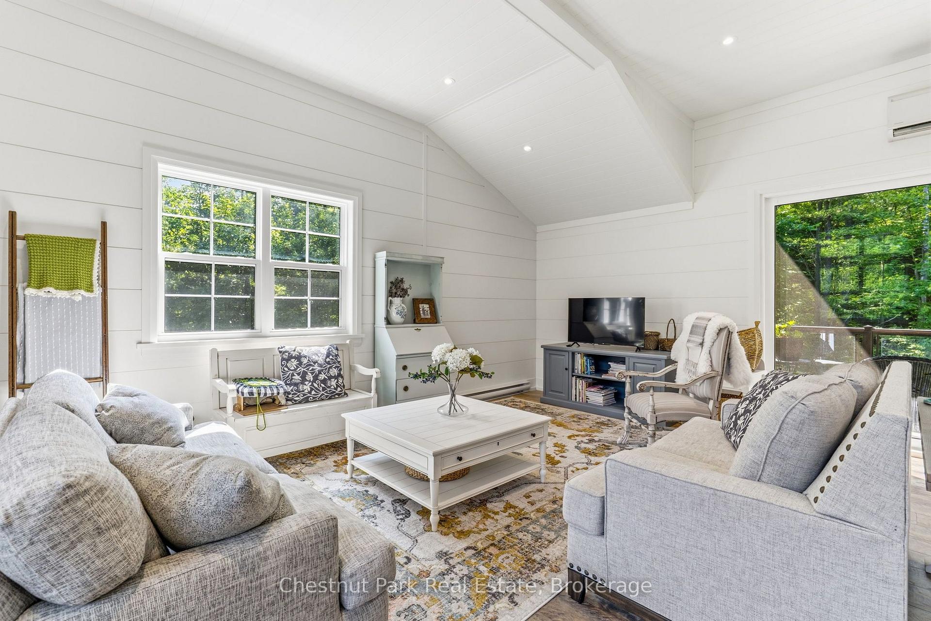 3 Bedroom Single Family Home/House's Image 13