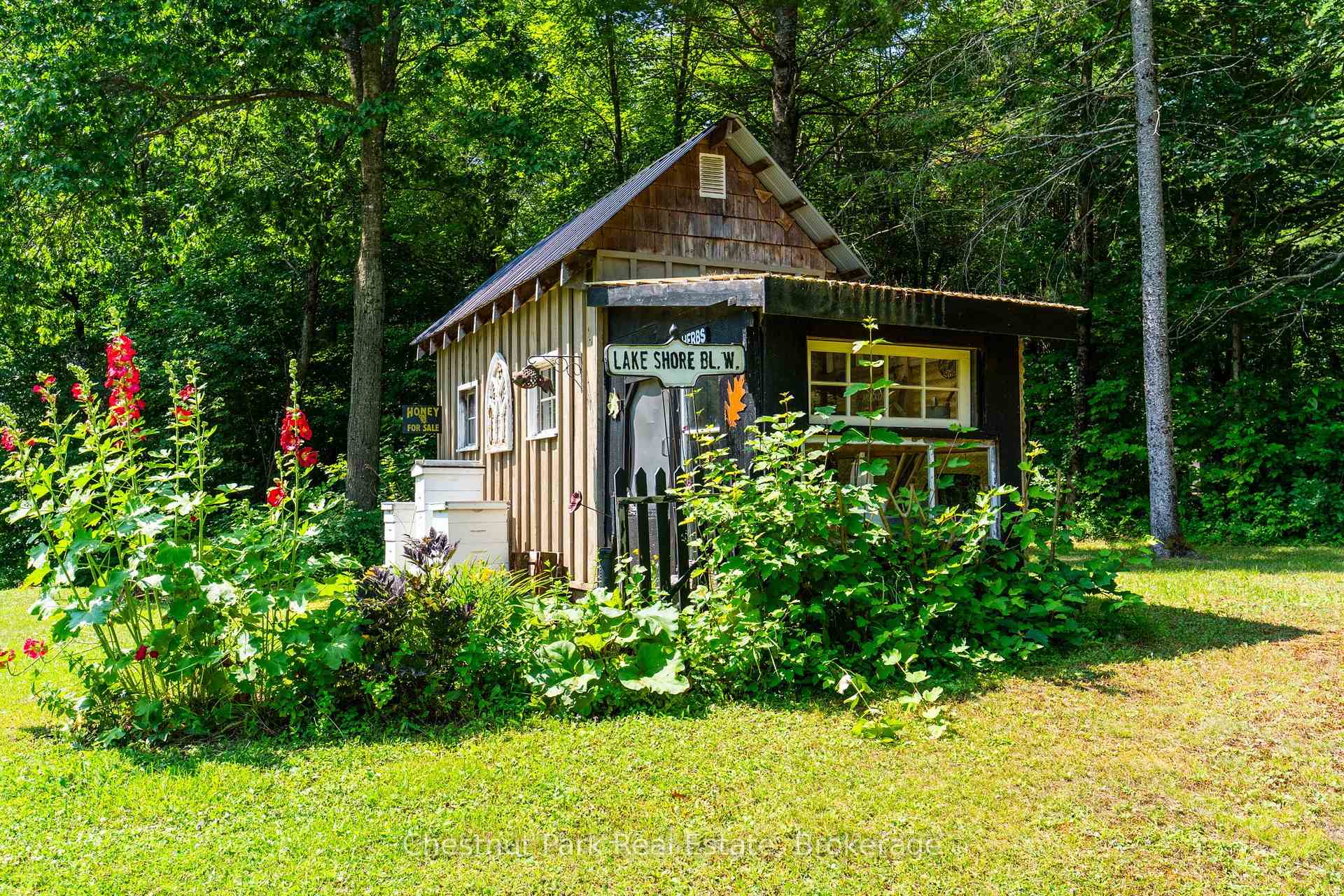 3 Bedroom Single Family Home/House's Image 4