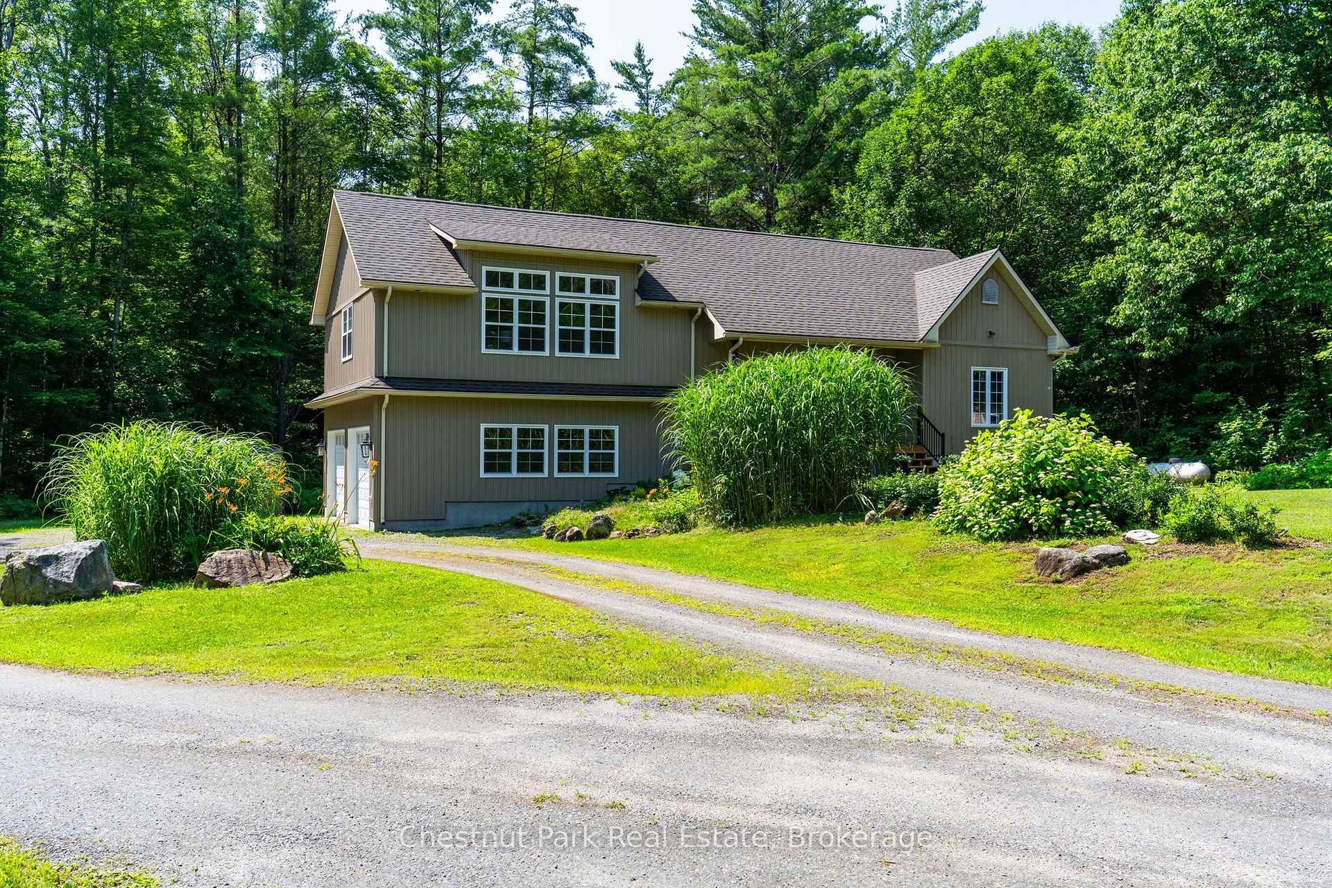3 Bedroom Single Family Home/House's Image 31