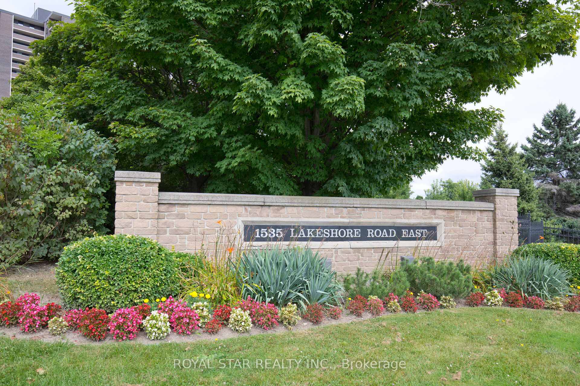 1607 - 1535 Lakeshore Road E Mississauga Ontario Canada Sale residential Koshy Thomas Royal Star Realty Inc., Brokerage*