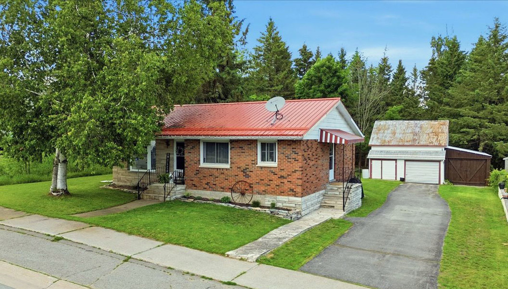 68 Queen  St   Ontario Canada Sold residential Shawna Trudeau RE/MAX HALLMARK FIRST GROUP REALTY LTD. Brokerage*