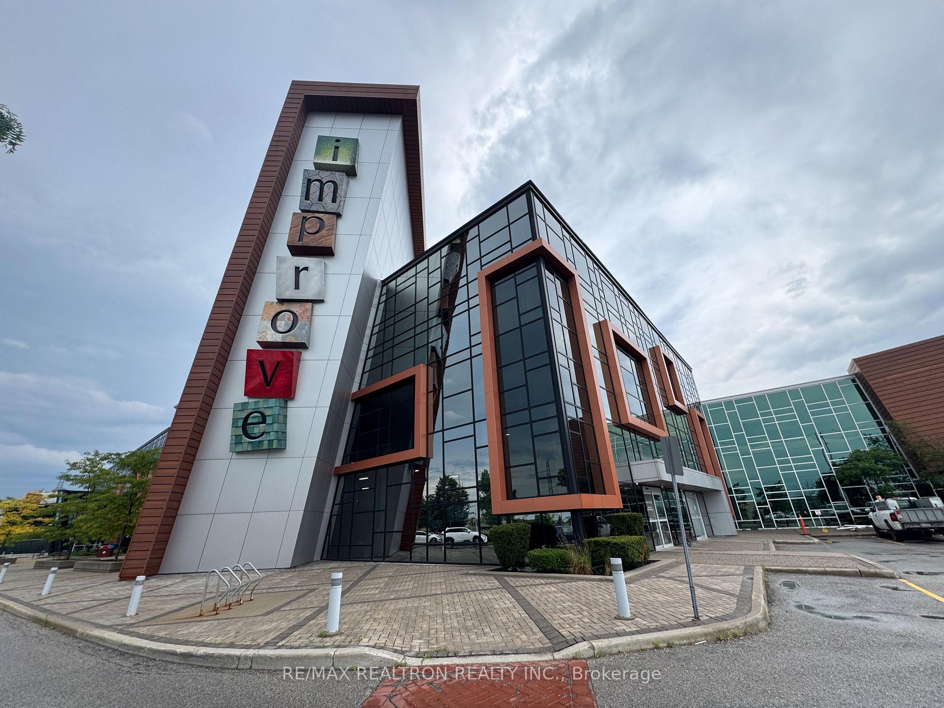 204 - 7250 Keele Street Vaughan Ontario Canada Sale commercial Zac Koshy RE/MAX Realtron Realty Inc., Brokerage*