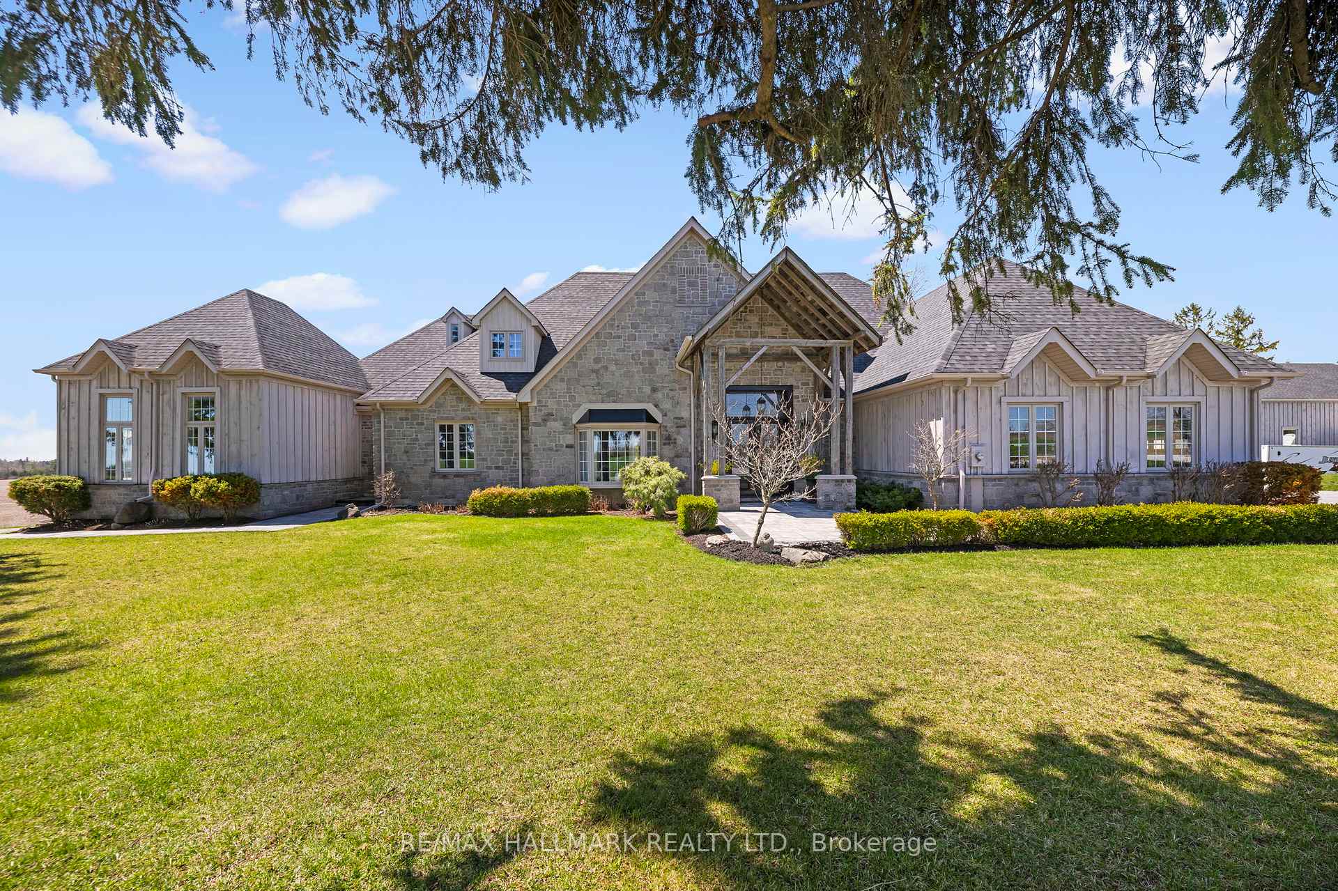 5038 Thornton Road N Oshawa Ontario Canada Sale residential Ramin Nickpor RE/MAX Hallmark Realty Ltd., Brokerage *