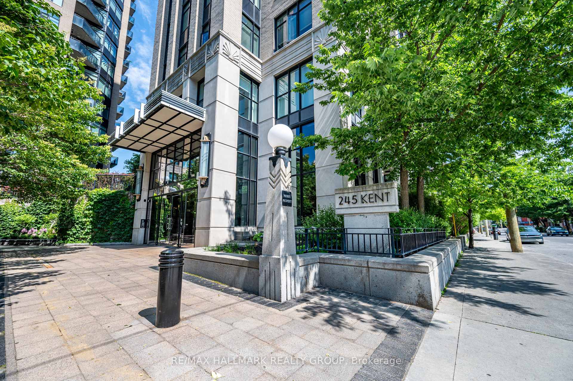 909 - 245 Kent Street Ottawa Ontario Canada Rented residential   Royal LePage Performance Realty, Brokerage *