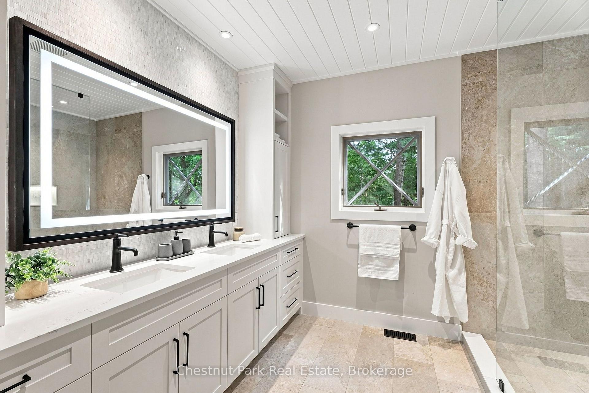 4 Bedroom Single Family Home/House's Image 25