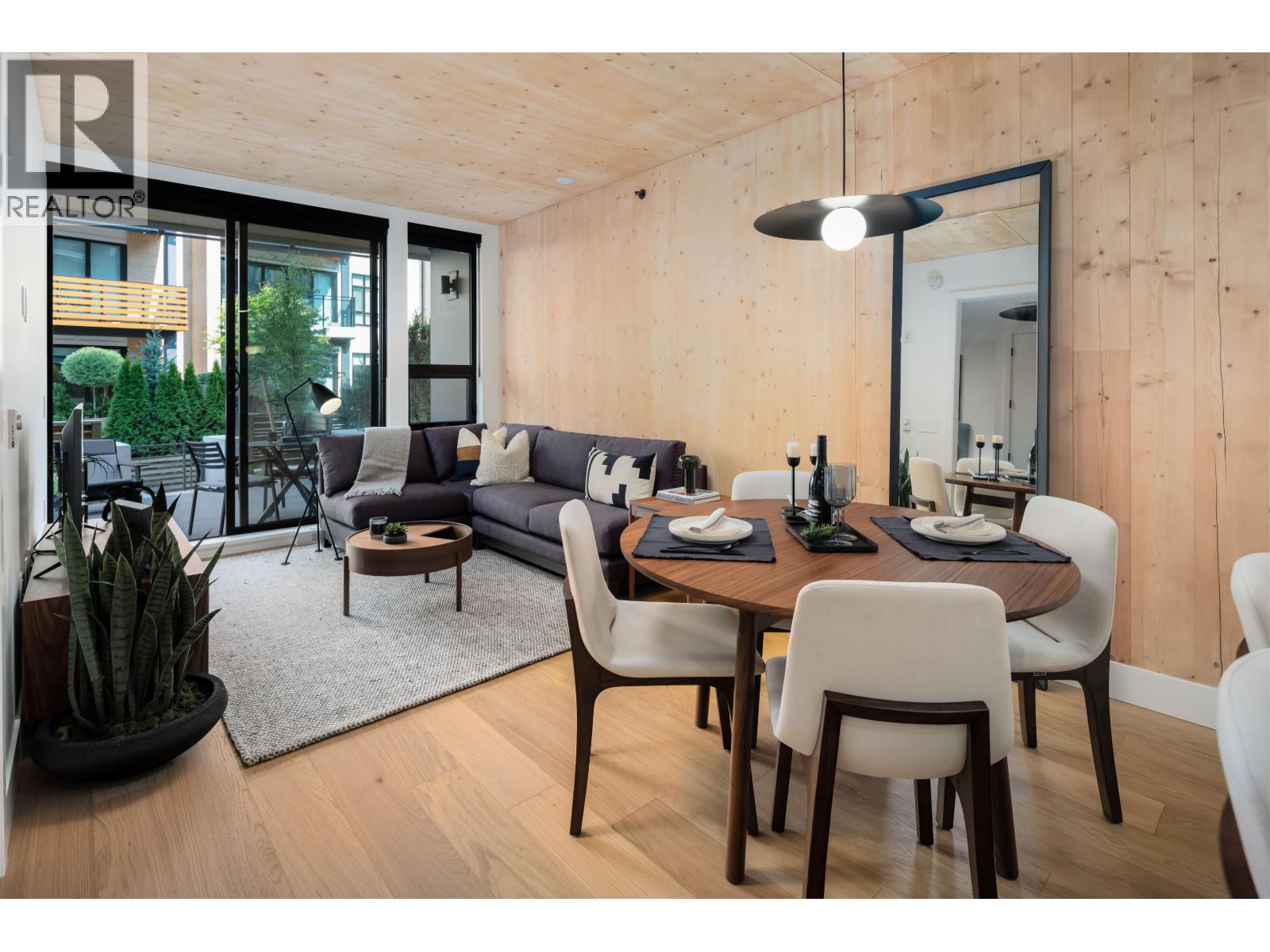 105 310 SALTER STREET New Westminster British Columbia Canada Sale residential   Oakwyn Realty, Brokerage*