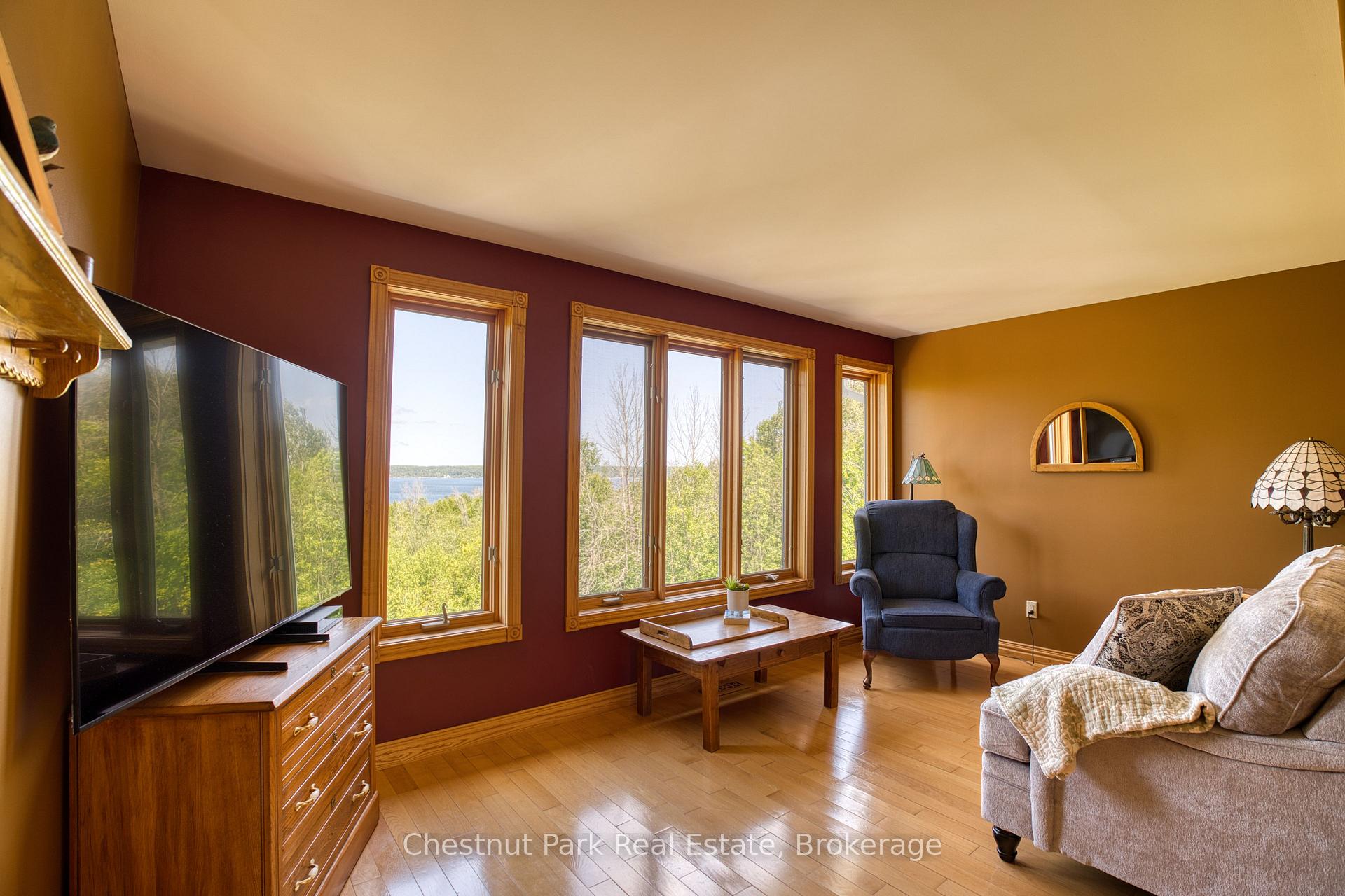 3 Bedroom Single Family Home/House's Image 16