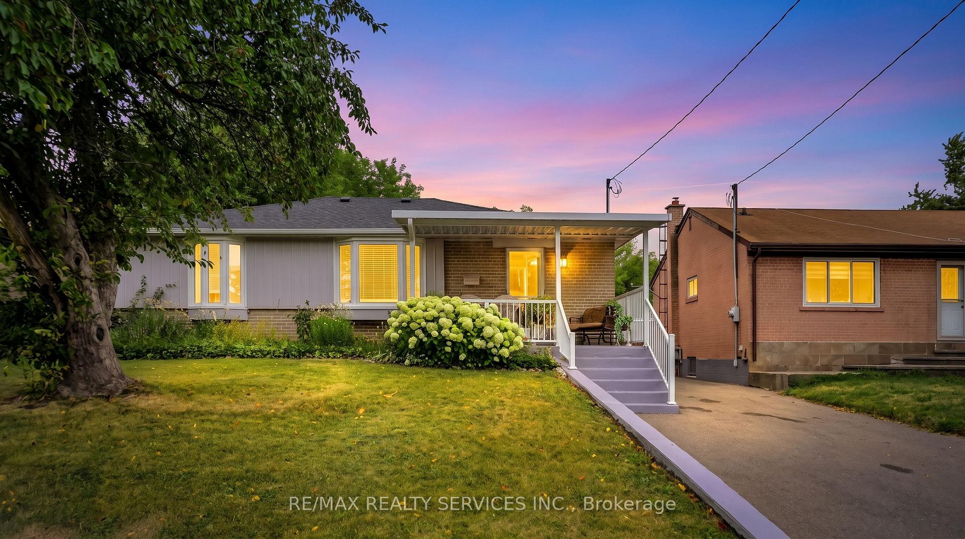 3287 Michaud Avenue Mississauga Ontario Canada Sale residential Joga Reehal RE/MAX Realty Services Inc., Brokerage*