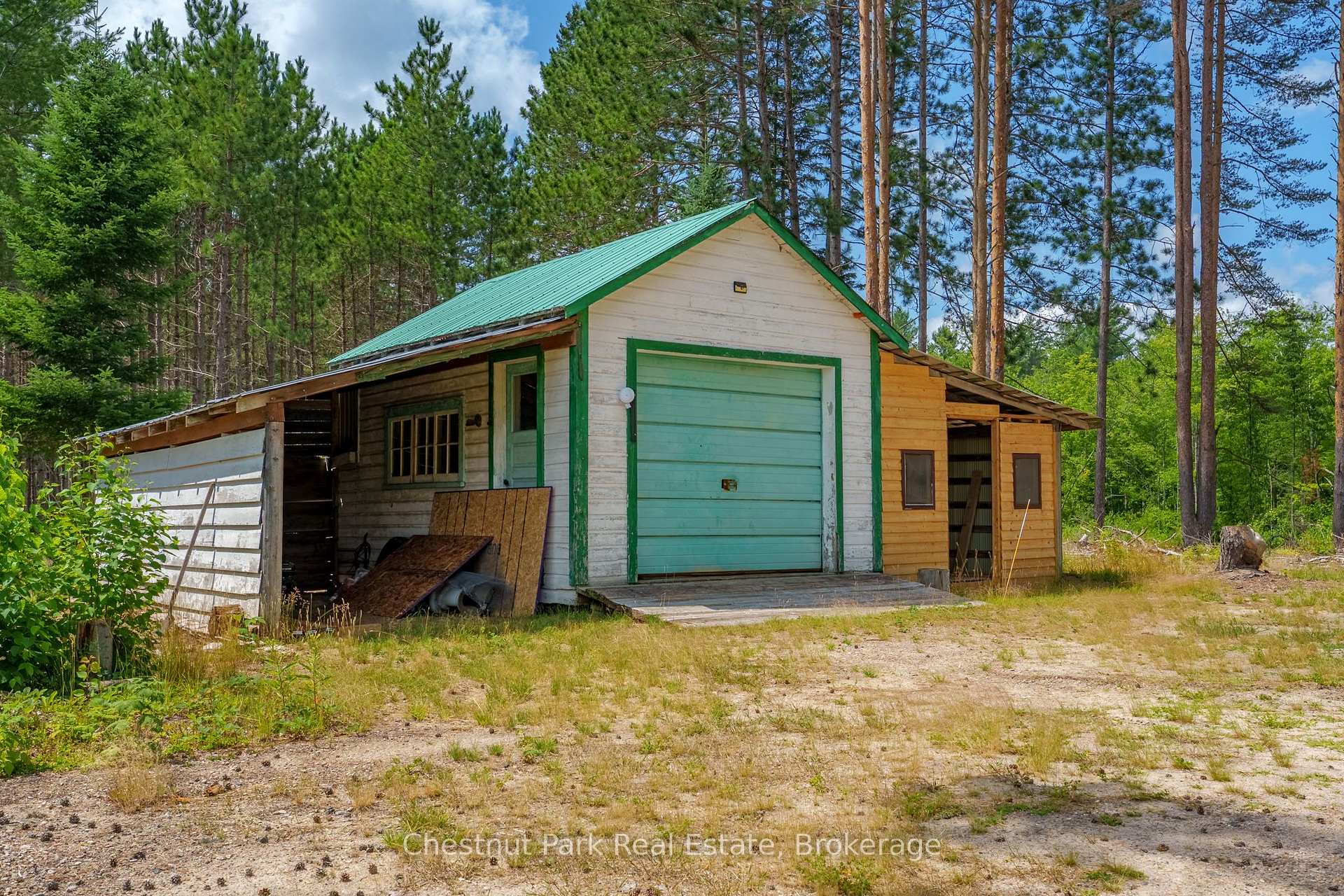 3 Bedroom Single Family Home/House's Image 41