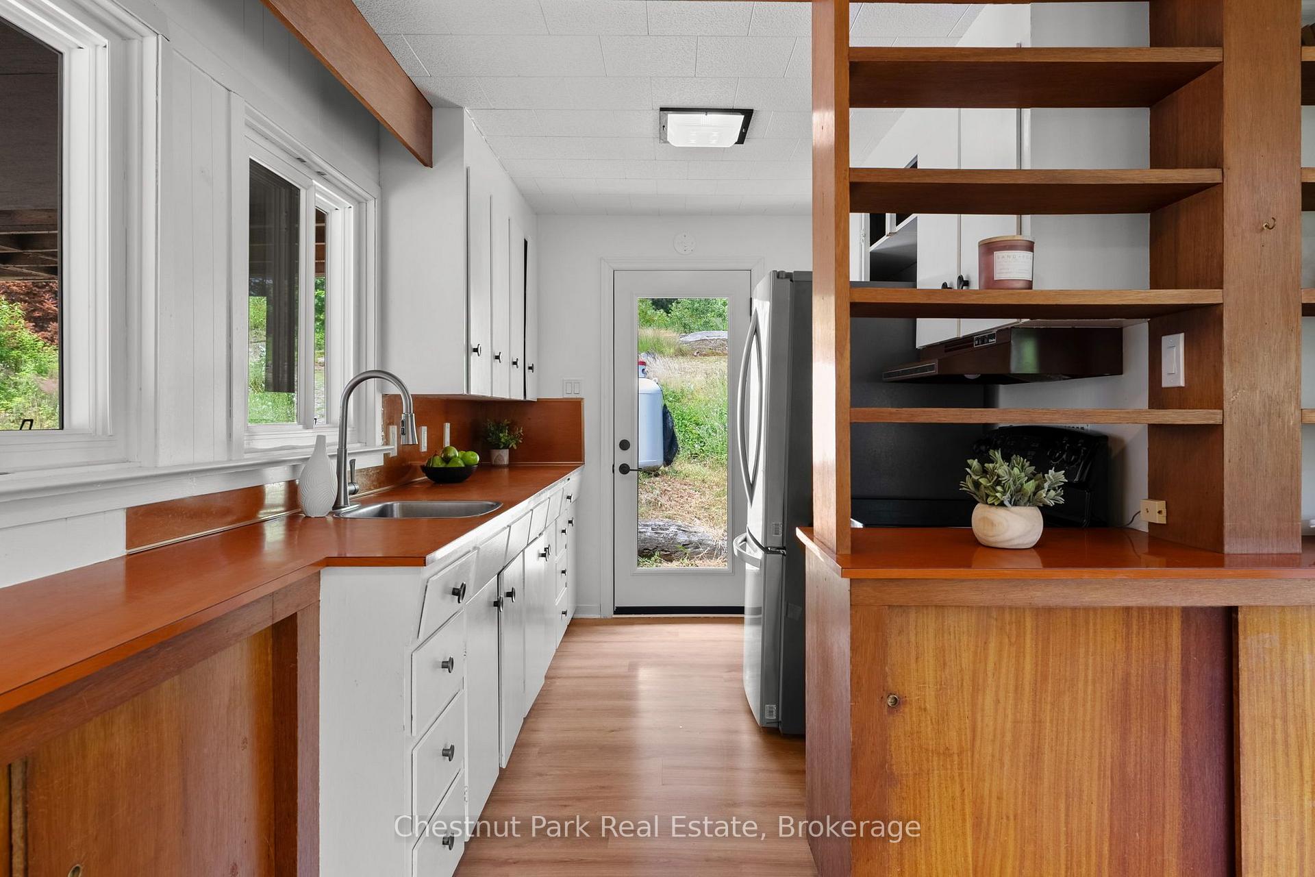 3 Bedroom Single Family Home/House's Image 11