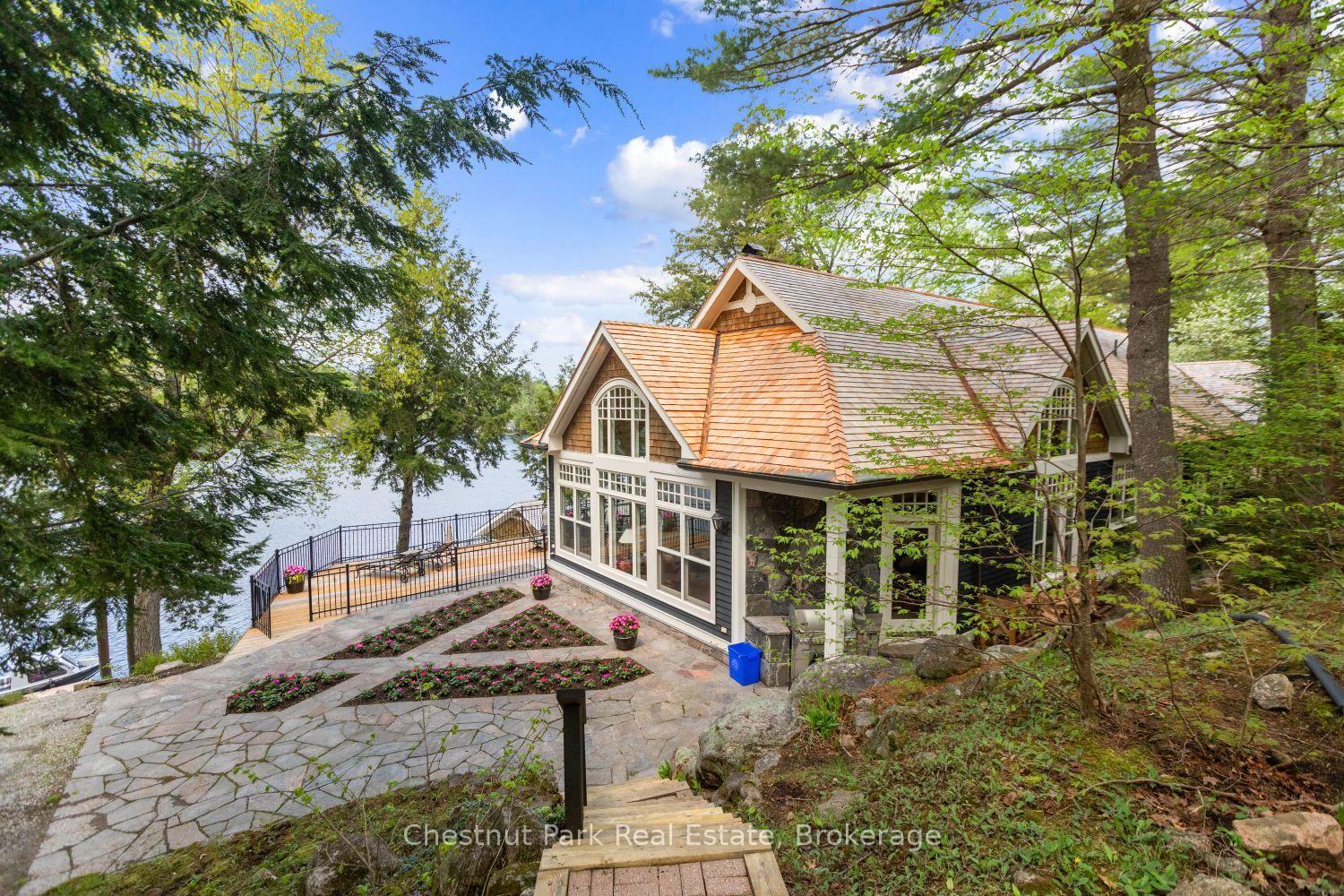 4 Bedroom Single Family Home/House's Image 23