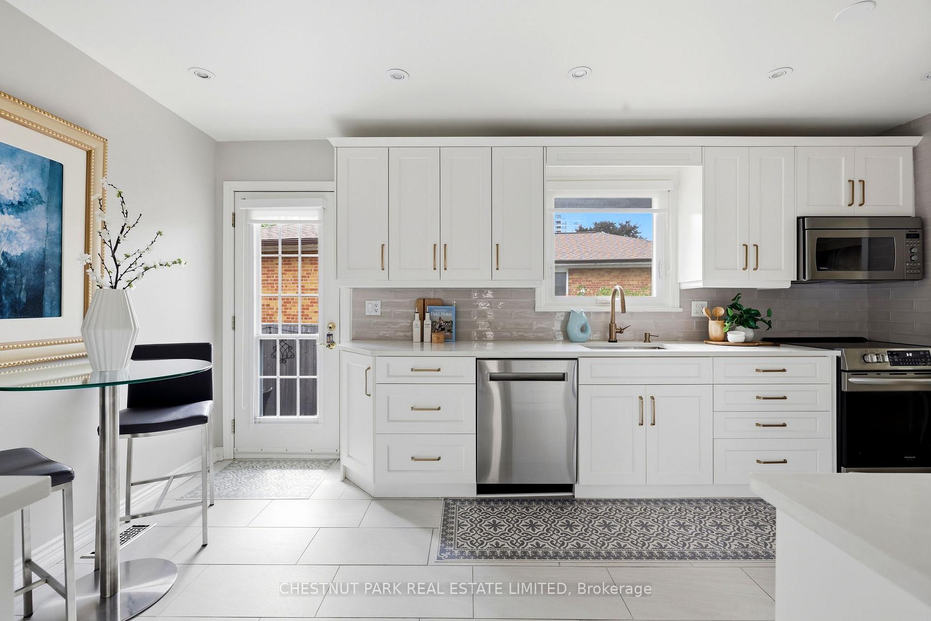 4 Bedroom Single Family Home/House's Image 11