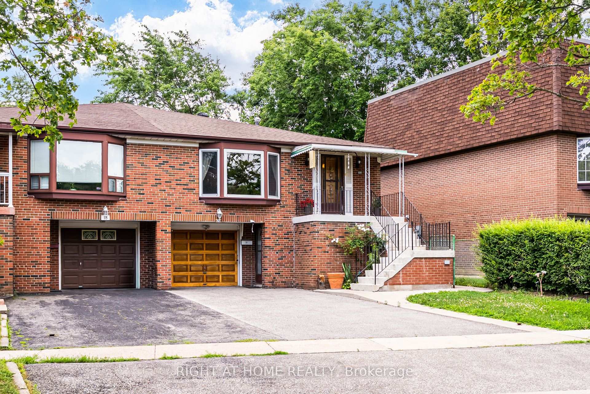 20 Zealand Road Toronto Ontario Canada Sale residential Fatima Andrade Right at Home Realty, Brokerage*
