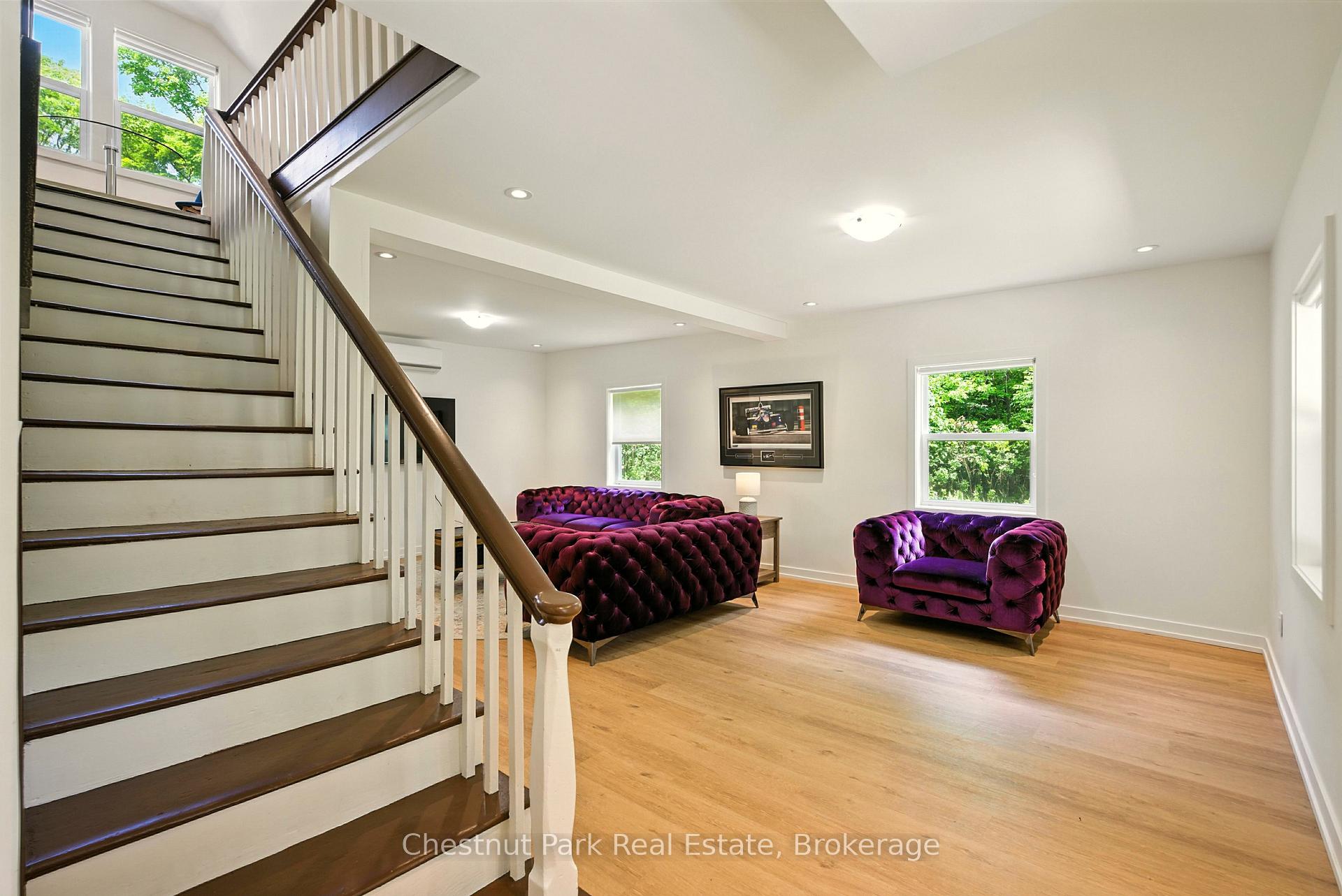 5 Bedroom Single Family Home/House's Image 5