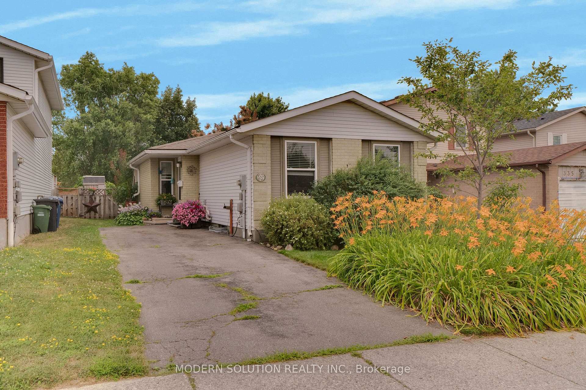337 Auden Road Guelph Ontario Canada Sale residential Majid Golchini Modern Solution Realty Inc., Brokerage*