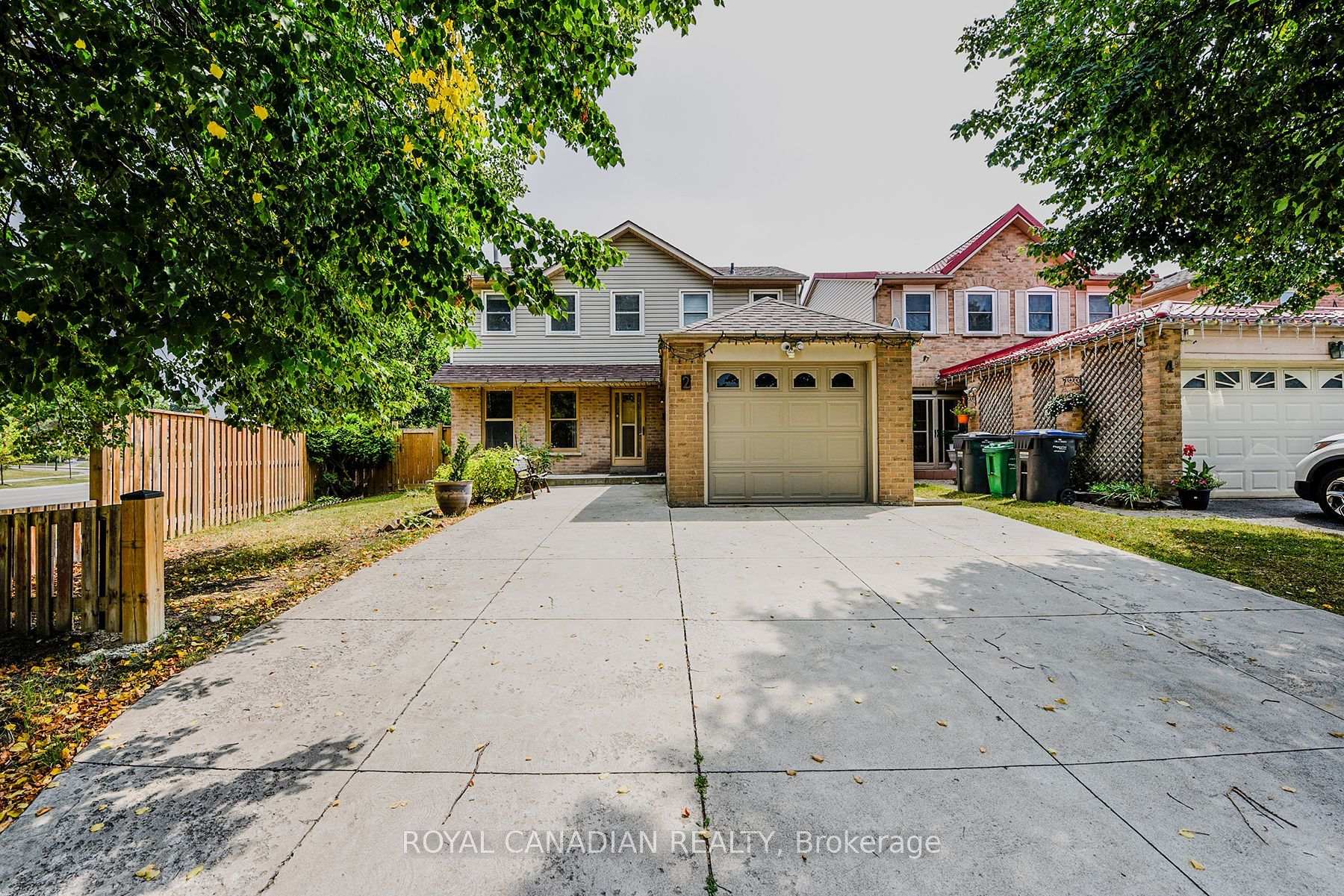 2 Mayberry Court Brampton Ontario Canada Sale residential Rajender (Raj) Bhogal ROYAL CANADIAN REALTY, BROKERAGE*