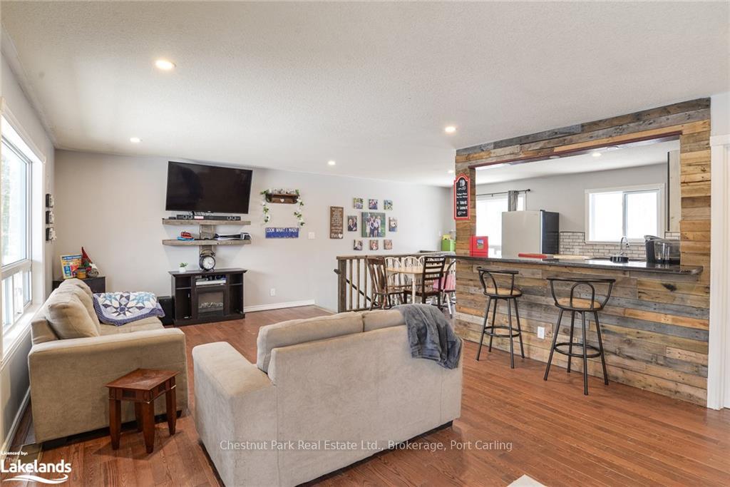 5 Bedroom Single Family Home/House's Image 7