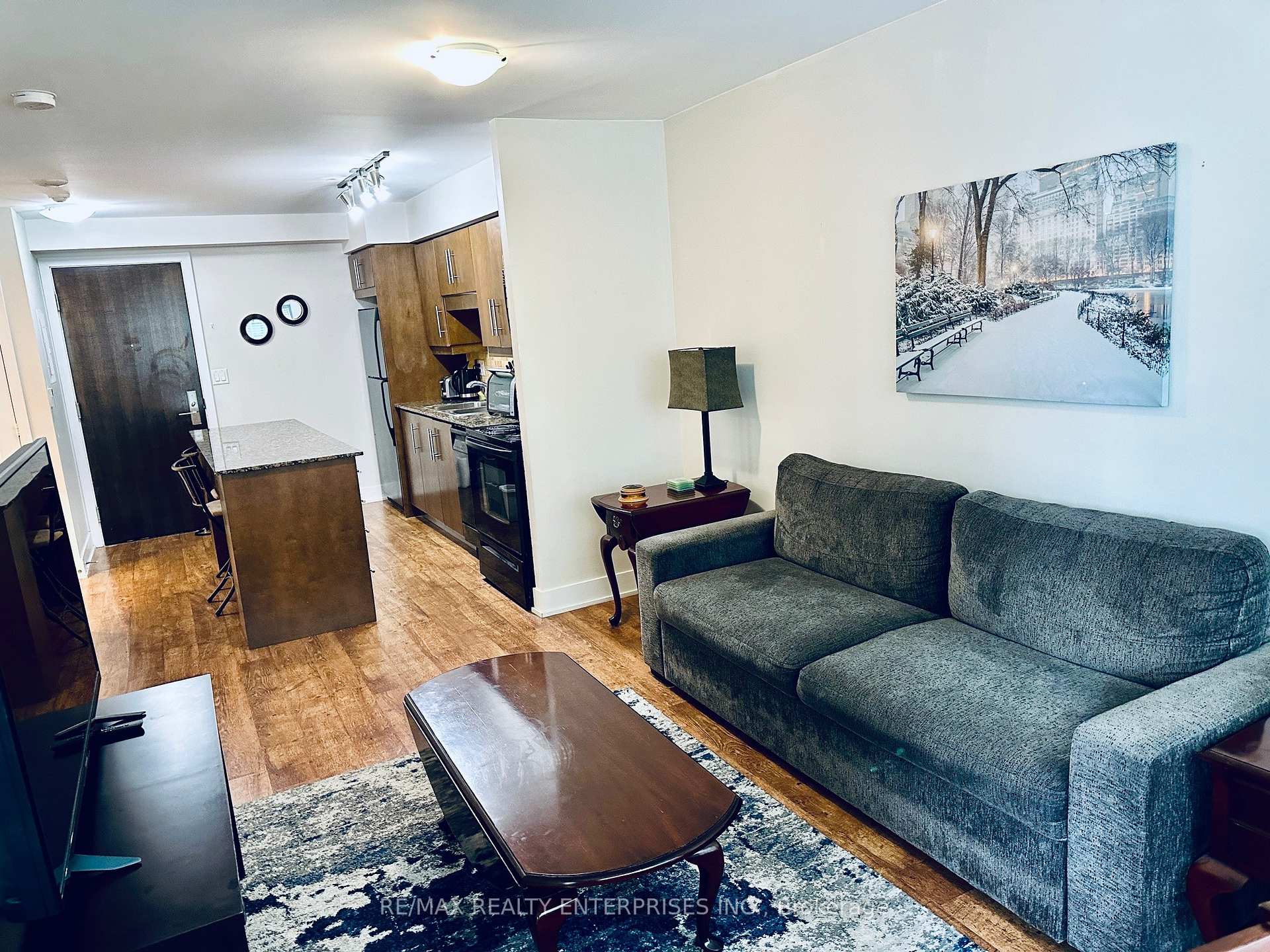 909 - 20 Blue Jays Way Toronto Ontario Canada Rent residential Linda Pinizzotto RE/MAX Realty Enterprises Inc., Brokerage*
