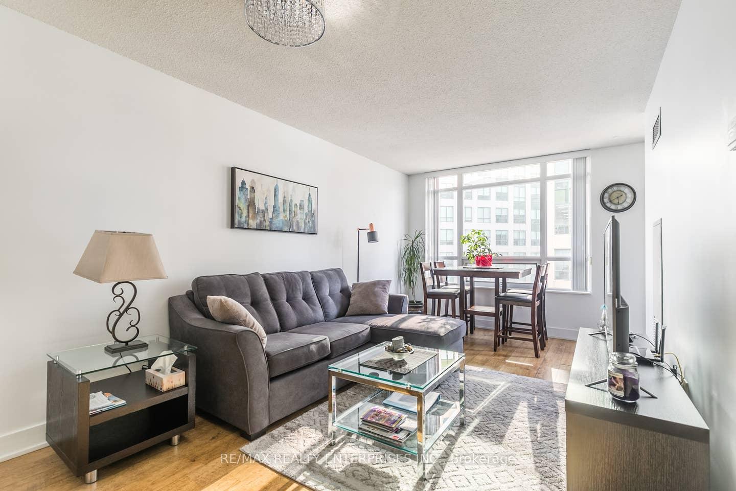 1109 - 20 Blue Jays Way Toronto Ontario Canada Rent residential Linda Pinizzotto RE/MAX Realty Enterprises Inc., Brokerage*
