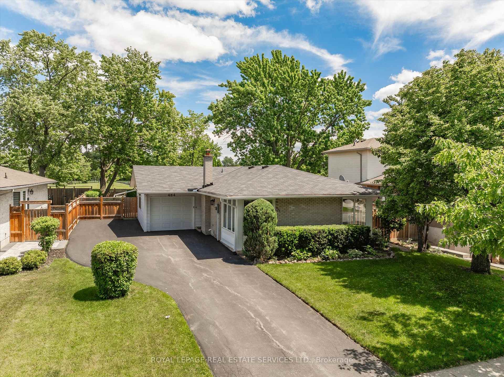 484 Grand Boulevard Oakville Ontario Canada Sale residential Viash Sreemuntoo Starion Realty Inc., Brokerage*