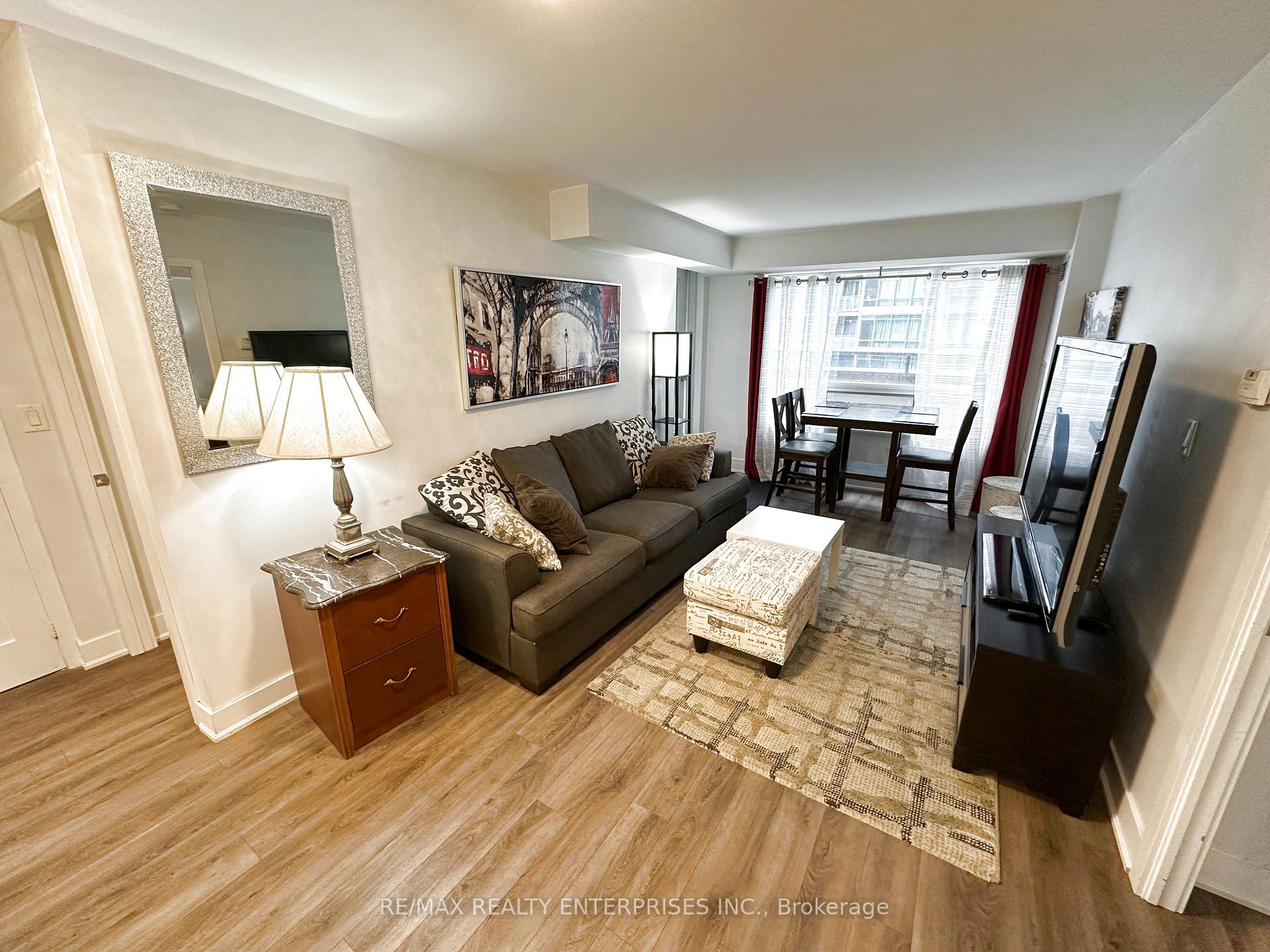 517 - 20 Blue Jays Way Toronto Ontario Canada Rent residential Linda Pinizzotto RE/MAX Realty Enterprises Inc., Brokerage*