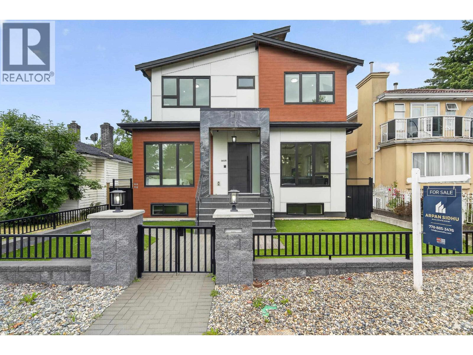 5835 CLARENDON STREET Vancouver British Columbia Canada Sale residential First Stay Realty Inc.