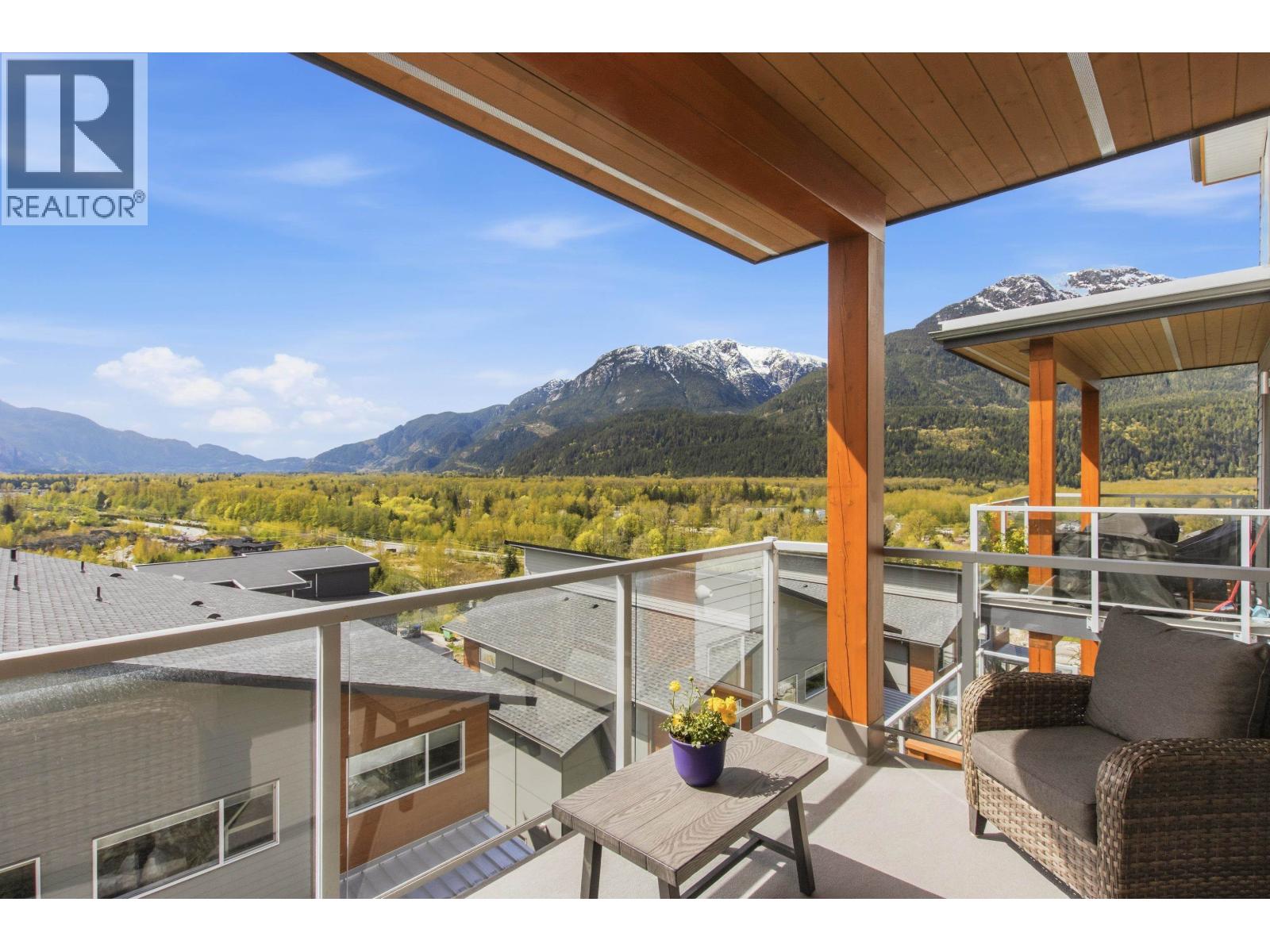 5 41365 SKYRIDGE PLACE Squamish British Columbia Canada Sale residential Will Black RE/MAX Crest Realty, Brokerage*
