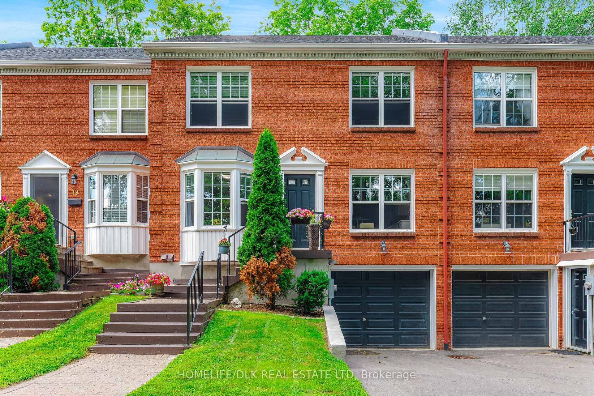 18 Country Club Place Brockville Ontario Canada Sale residential Ryann Bailey HomeLife/DLK Real Estate Ltd., Brokerage*