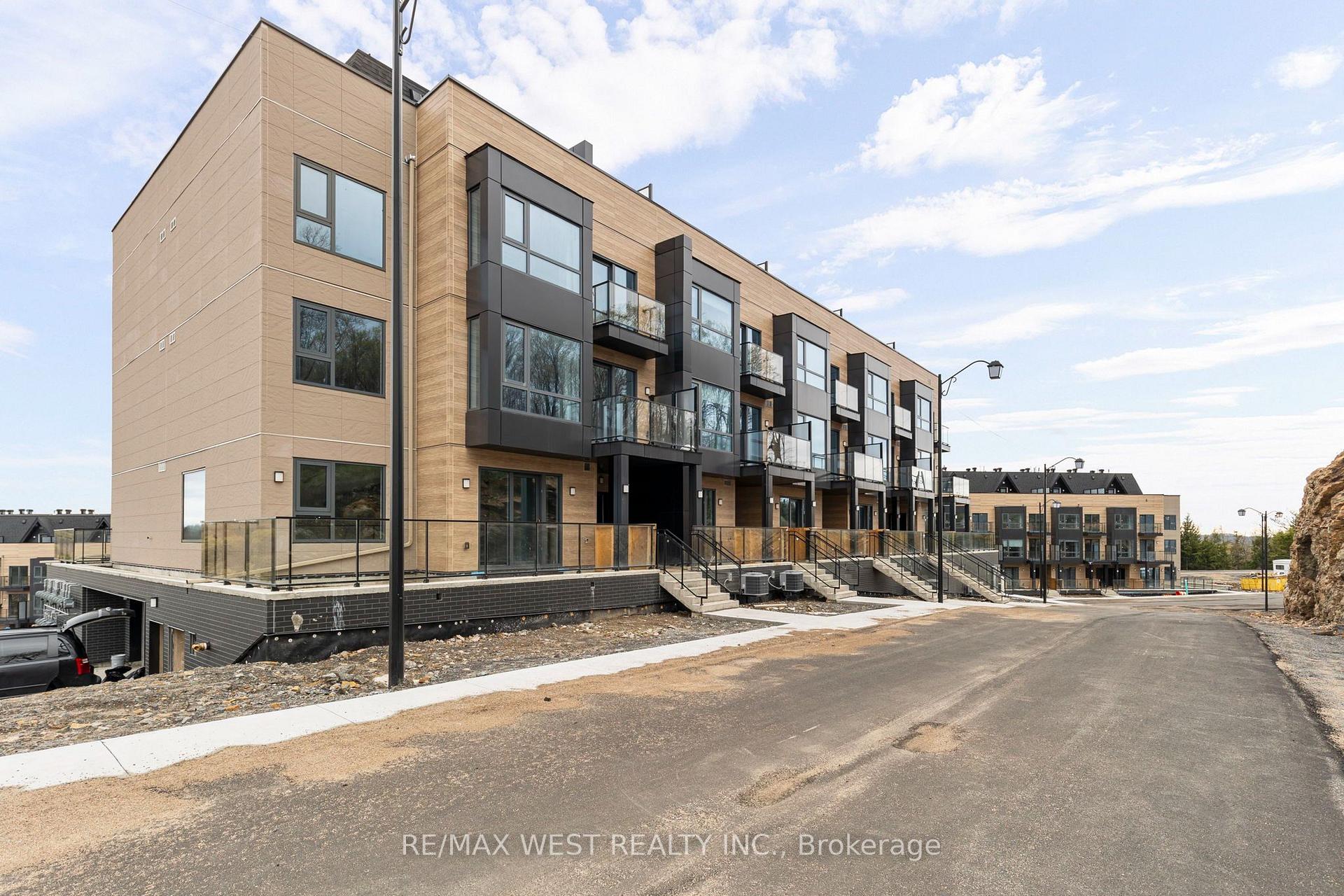 D208 - 119 Town Line E Road Huntsville Ontario Canada Rent residential Gina  Paulo RE/MAX West Realty Inc., Brokerage *
