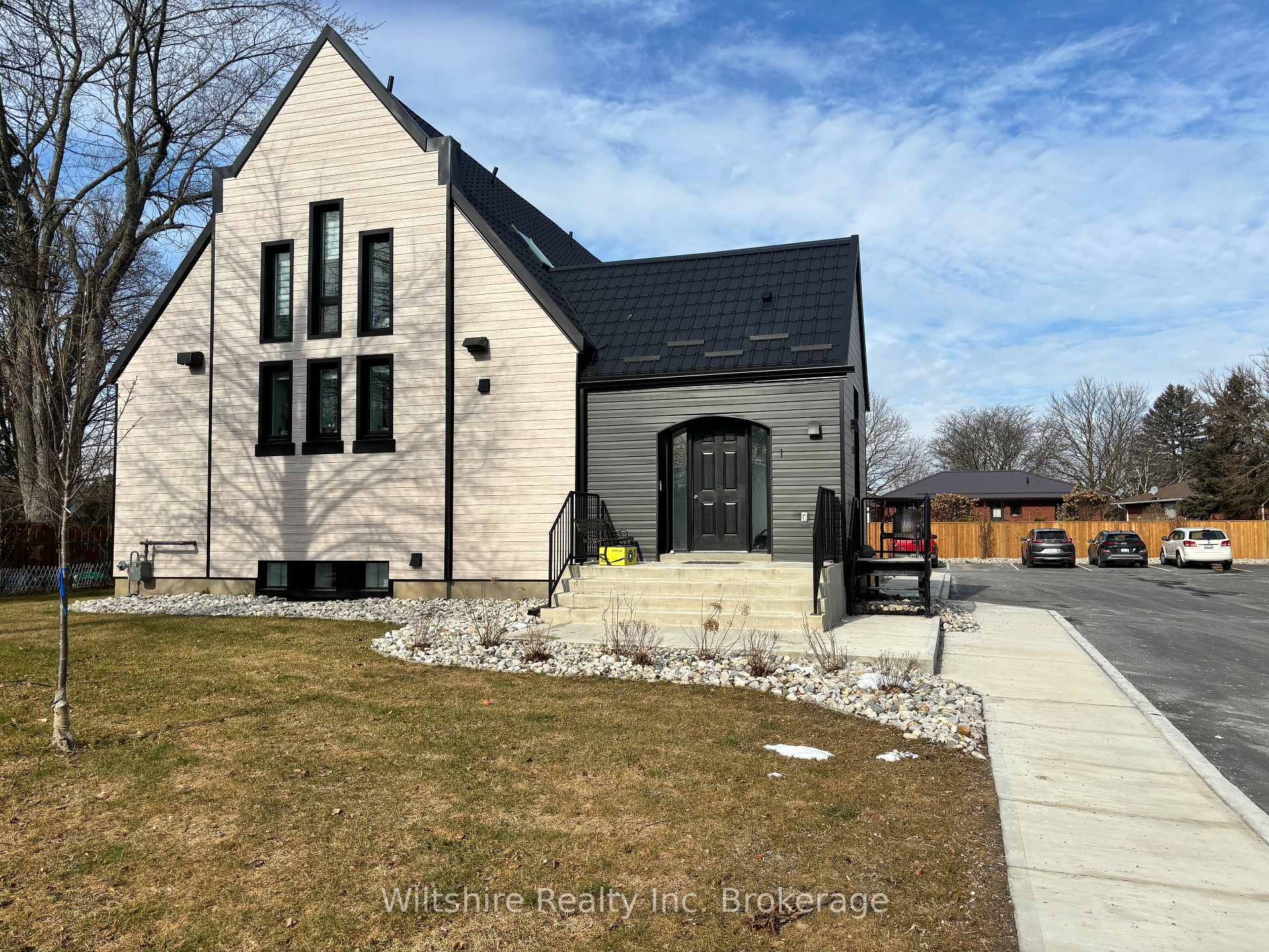 3 - 14 GLENDALE Drive Tillsonburg Ontario Canada Rent residential   Wiltshire Realty Inc. Brokerage