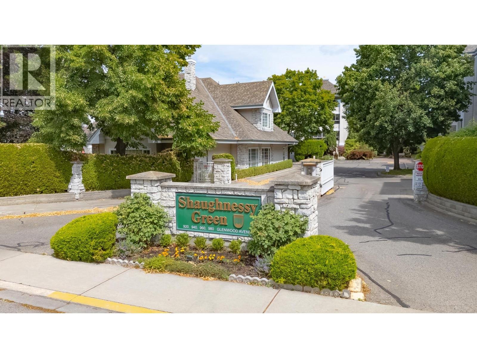 920 Glenwood Avenue Unit# 205 Kelowna British Columbia Canada Sale residential CLIFFORD MAY Realty One Real Estate Ltd., Brokerage*