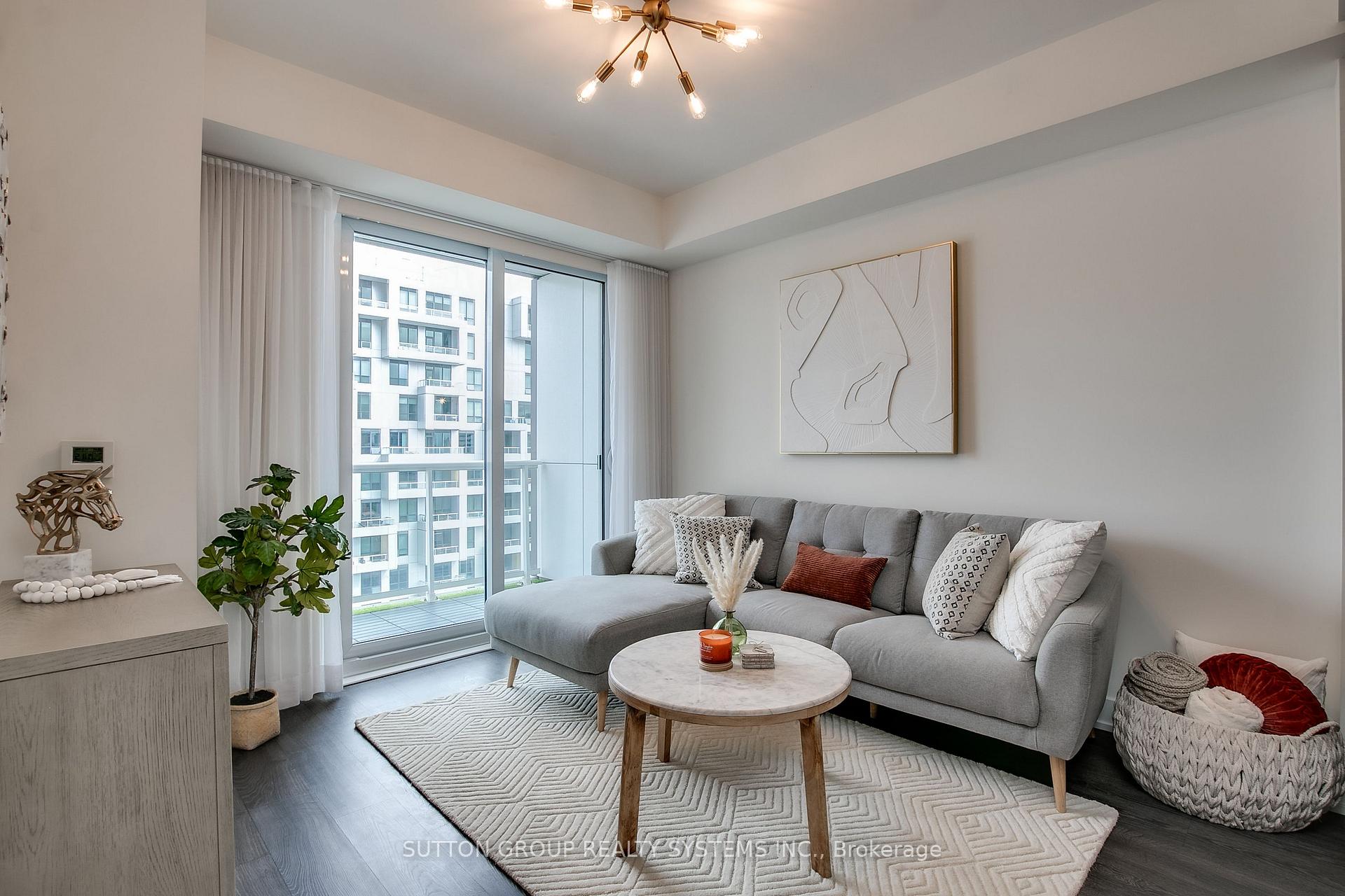 910 - 80 Vanauley Street Toronto Ontario Canada Sale residential ZORICA GRUJIC Sutton Group Realty Systems Inc, Brokerage *