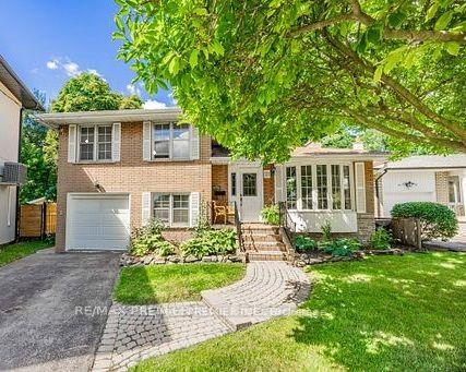 21 Halbadier Place Toronto Ontario Canada Sale residential Jason Mansingh RE/MAX PREMIER INC. Brokerage*