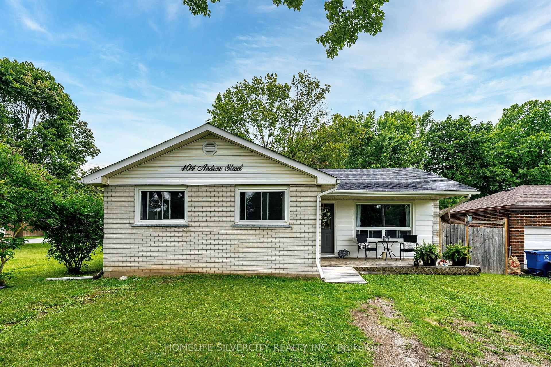 404 Andrew Street Shelburne Ontario Canada Sale residential Baljinder Sara HomeLife Silvercity Realty Inc., Brokerage *