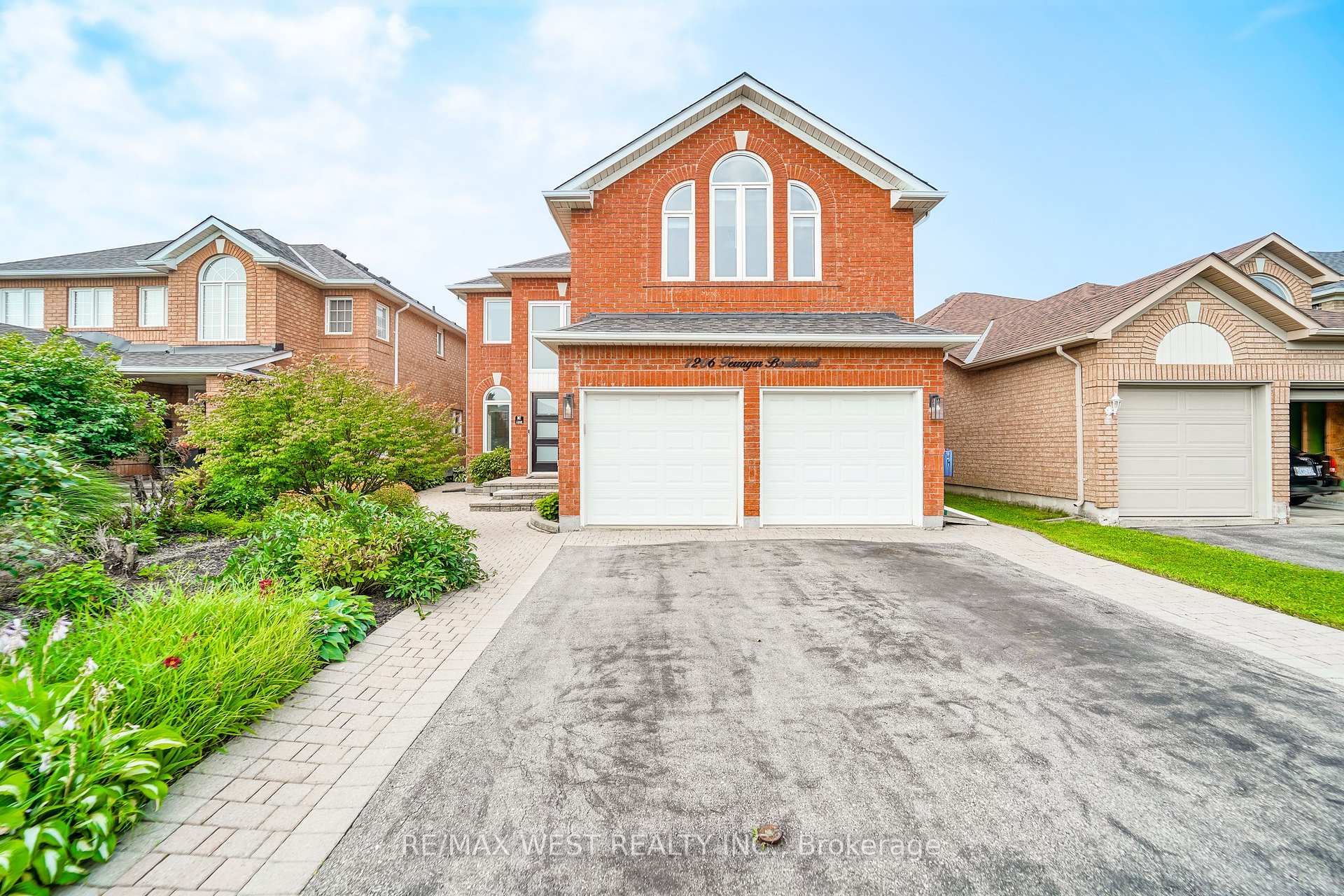 7206 Terragar Boulevard Mississauga Ontario Canada Sale residential Cliff Barron RE/MAX Real Estate Centre, Inc., Brokerage *