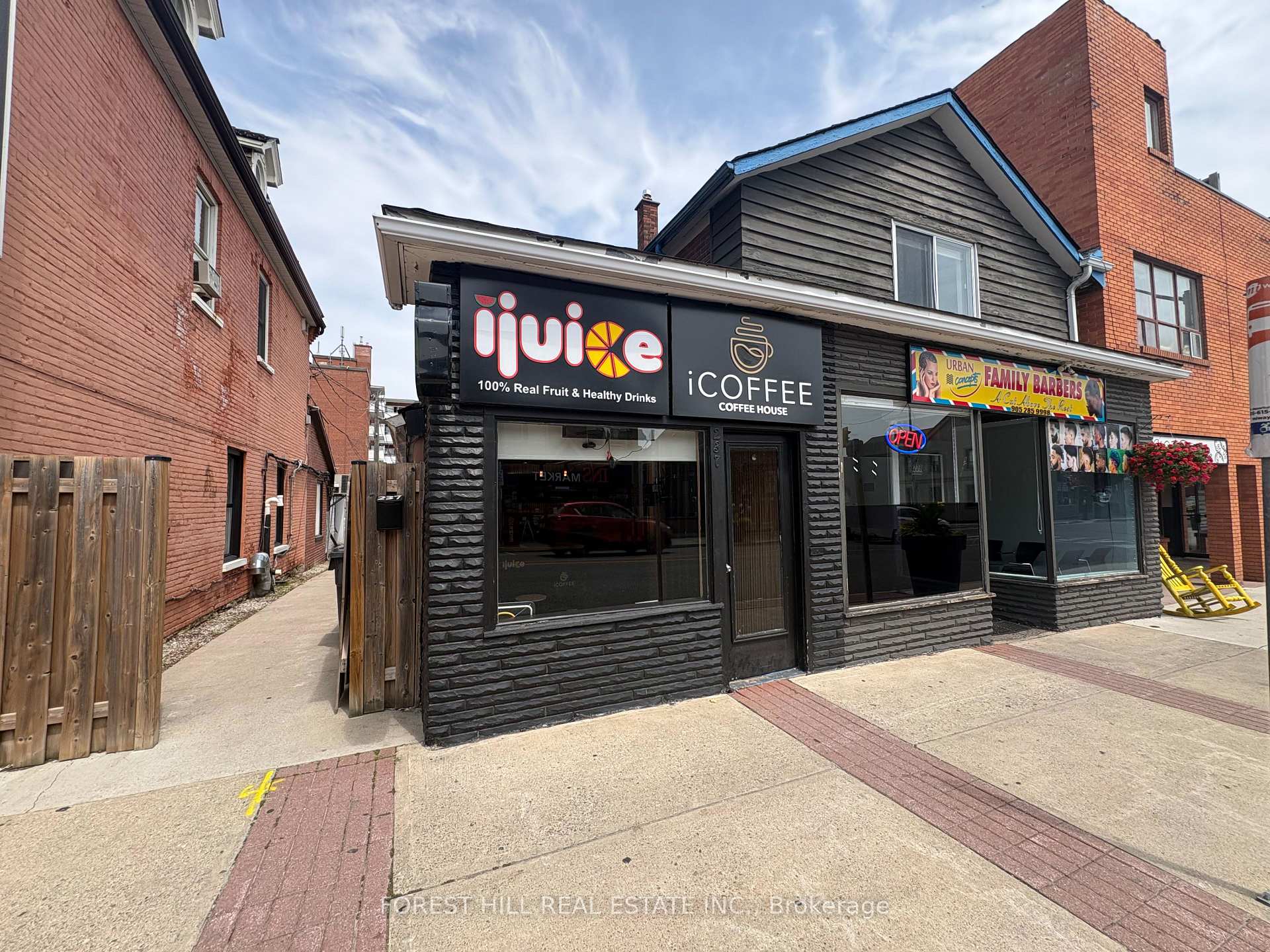 B - 239 Queen Street S Mississauga Ontario Canada Lease commercial David Mosley Forest Hill Real Estate Inc., Brokerage *