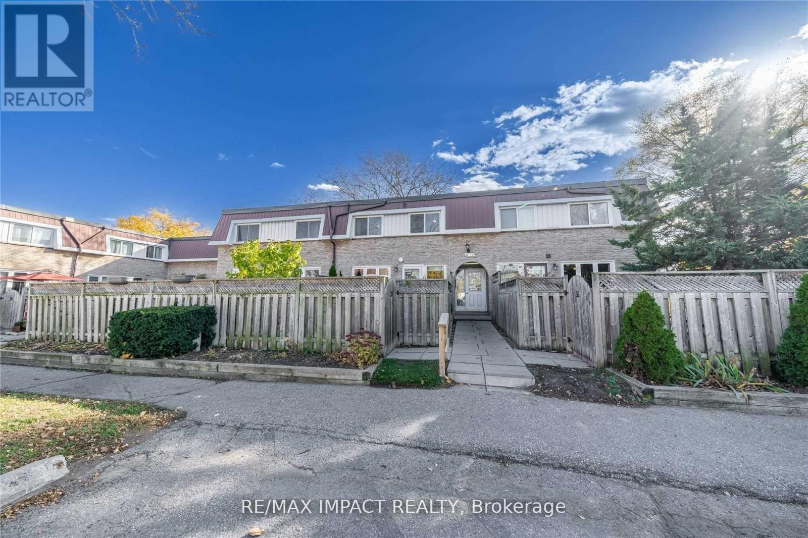 28 - 33 Taunton Road E Oshawa Ontario Canada Sale residential Shahina Shaikh RE/MAX IMPACT REALTY BROKERAGE*