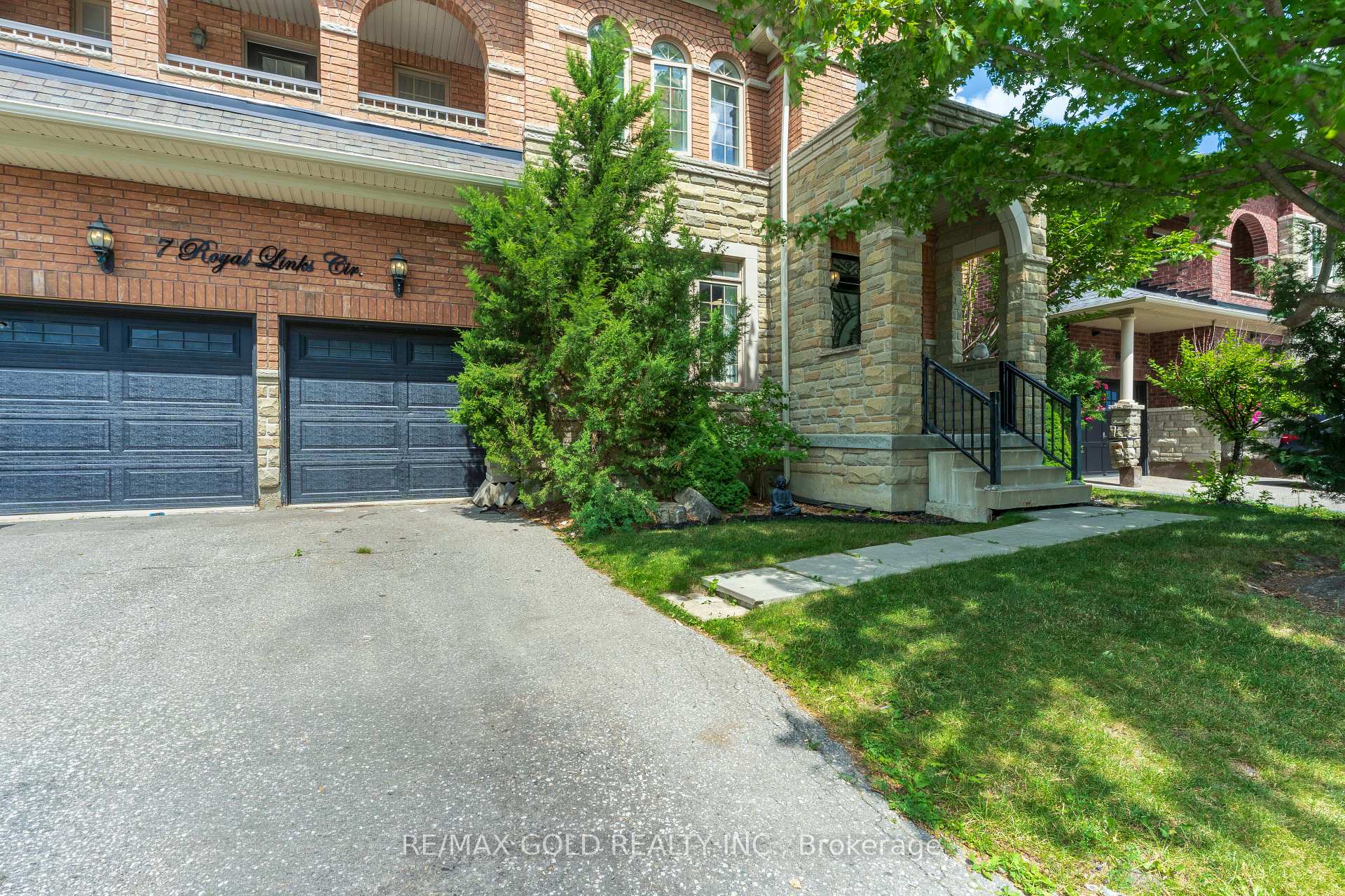7 Royal Links Circle Brampton Ontario Canada Sold residential Sundeep Babbar Royal Lepage Certified Realty, Brokerage*