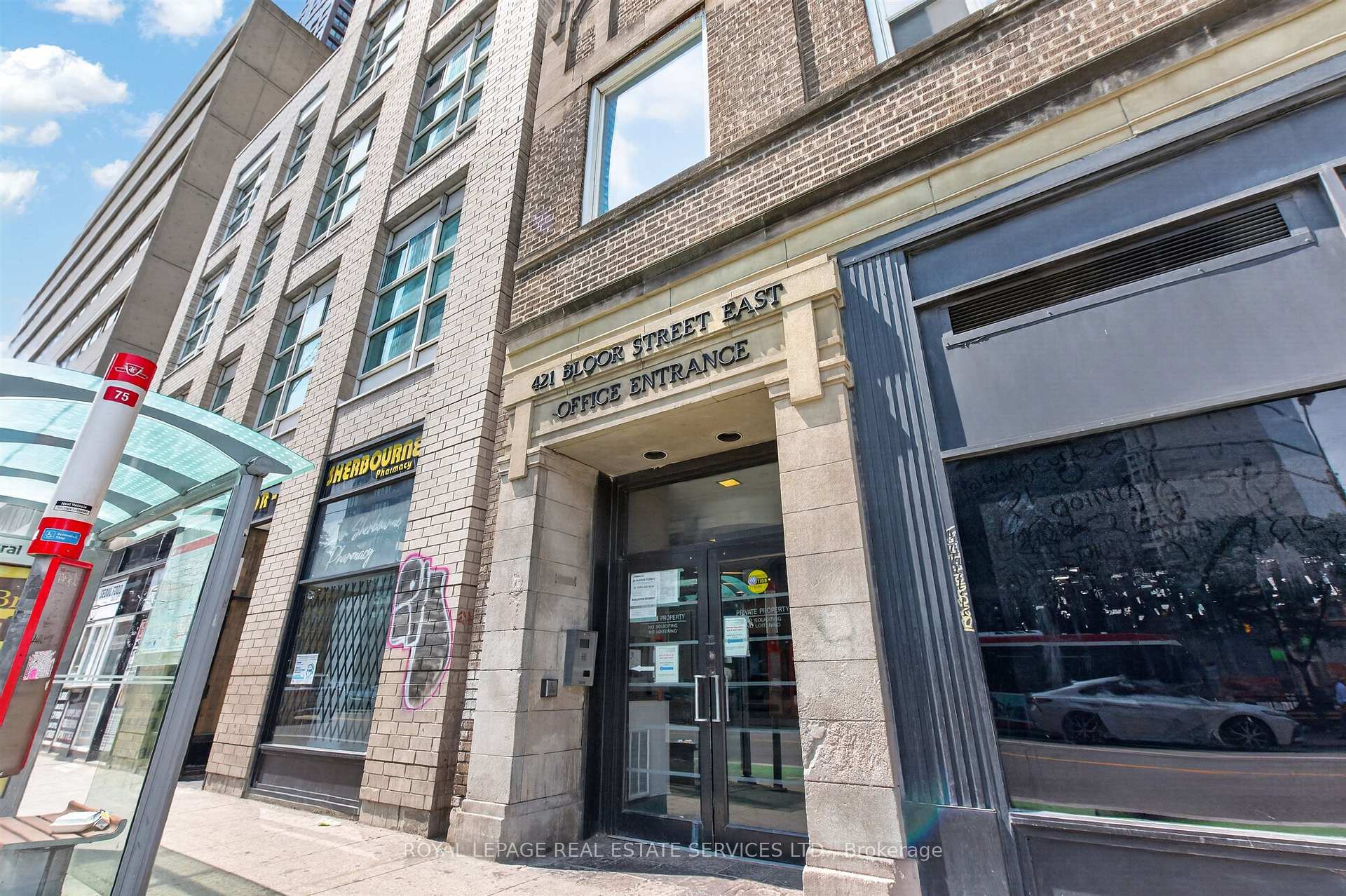 207/208 - 421 Bloor Street E Toronto Ontario Canada Lease commercial Iwona Ward Royal LePage Real Estate Services Ltd., Brokerage*